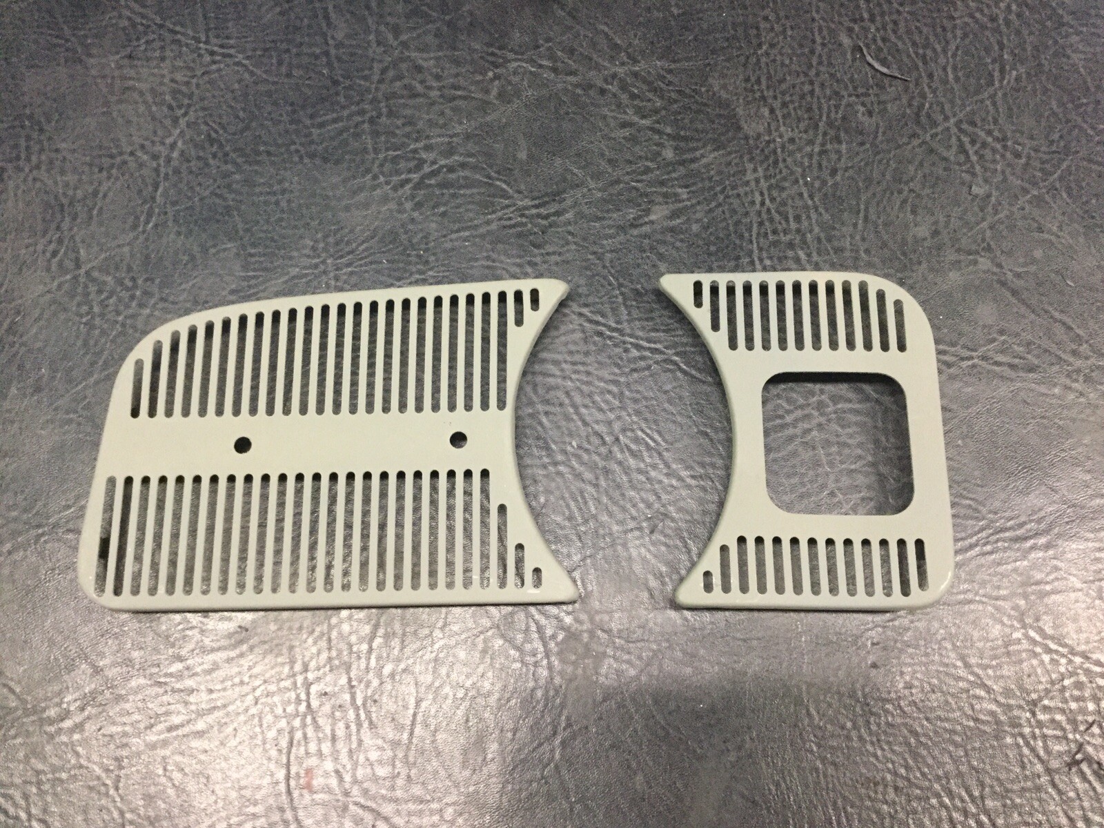 AirCooled Type 1 Dash Grill Set  62-67  Prt# VRD116