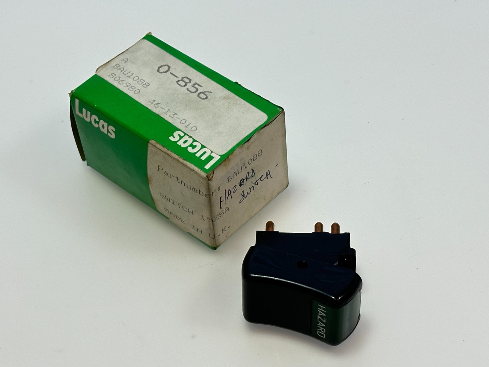 NOS Lucas MG Midget 1973-1979 Hazard Warning Switch, Part BAU1088 (0-856) NOS Lucas MG Midget 1973-1979 Hazard Warning Switch, Part BAU1088 (0-856)