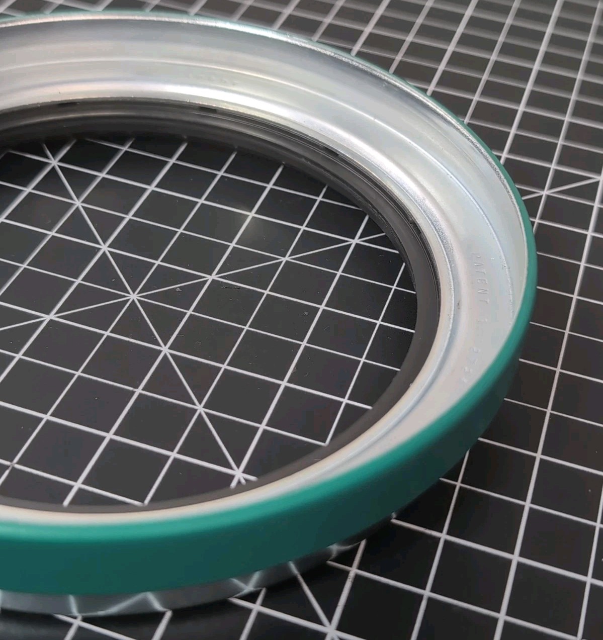 47697 Wheel Seal SKF Genuine OEM 370003A Brand New  Bulk Discounts