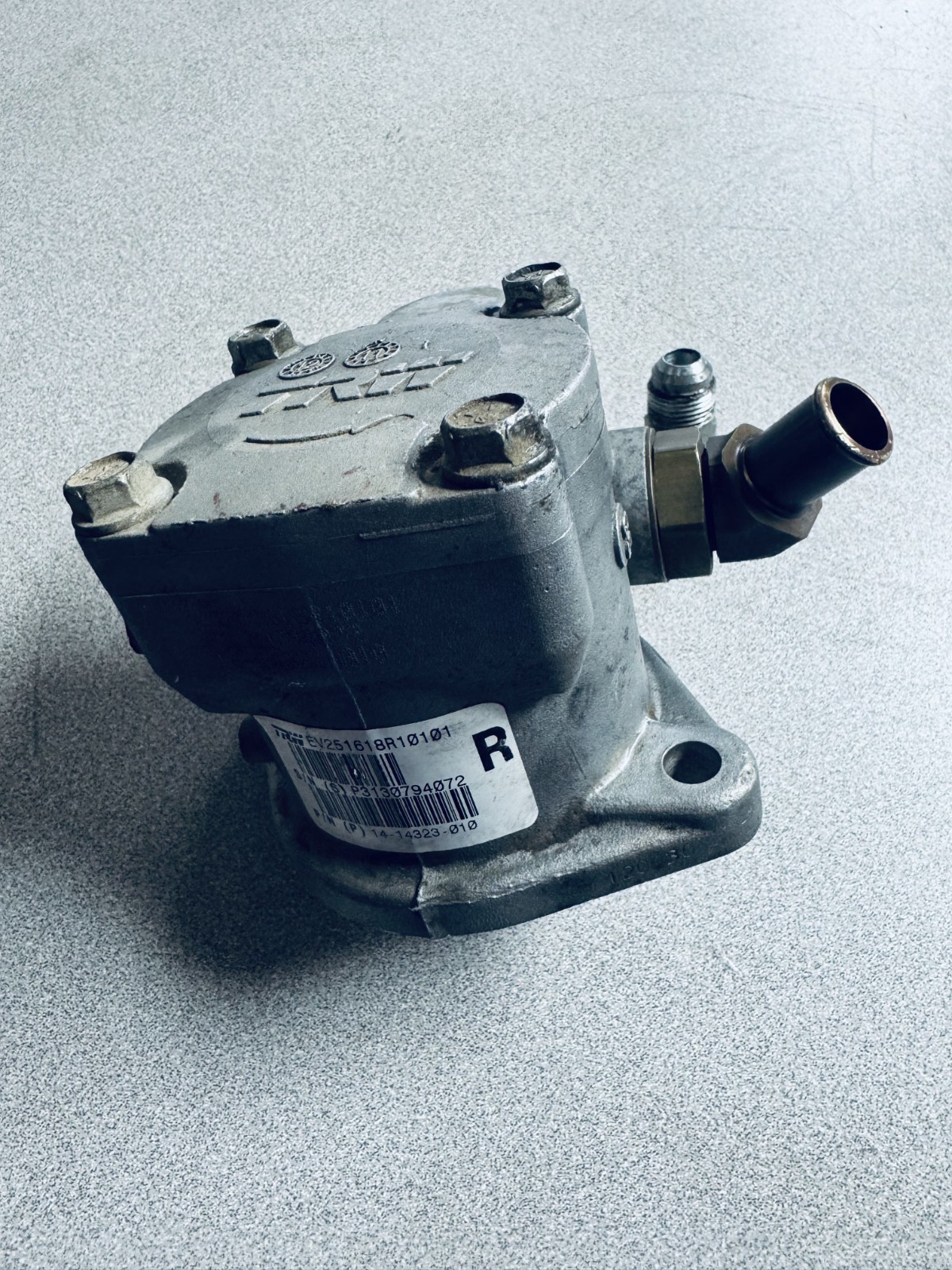 TRW Power Steering Pump P/N 14-14323-000 TRW Power Steering Pump P/N 14-14323-000