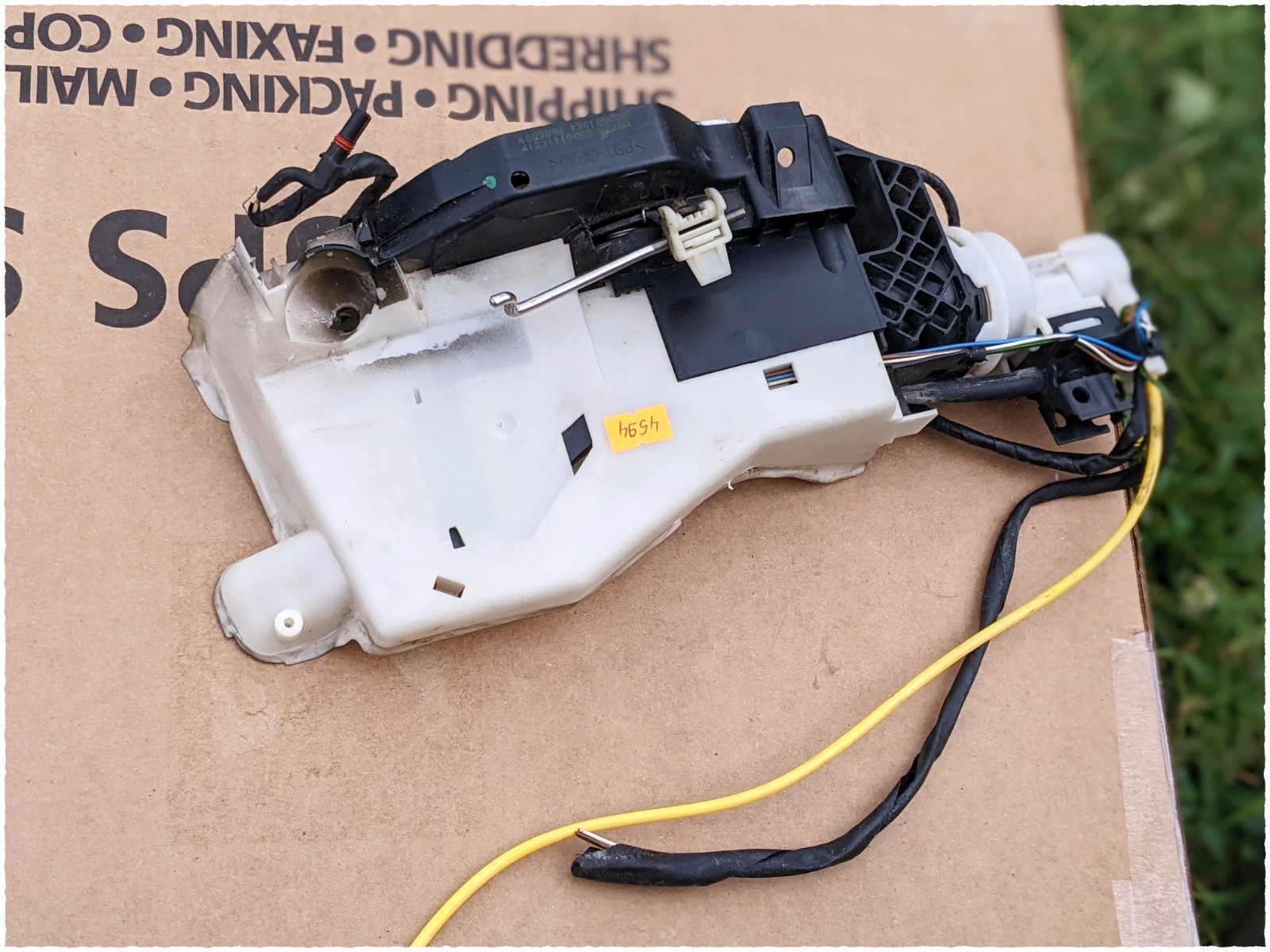 ✅  2000-2006 Mercedes-Benz W220 Door Lock Latch Actuator A 2207206135 Motor OEM