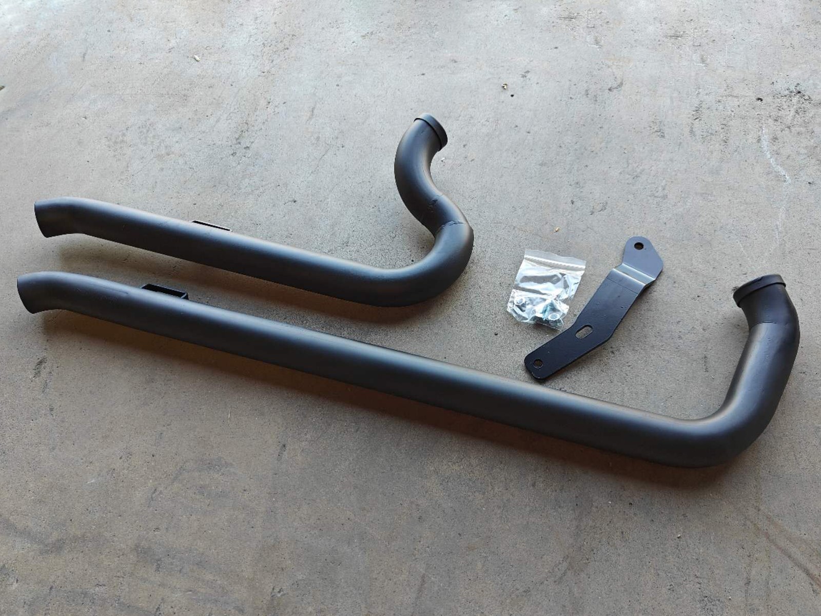 Blemished 04-17 Harley Black Shotgun Sportster 883/1200/72/48 Exhaust 1.75\