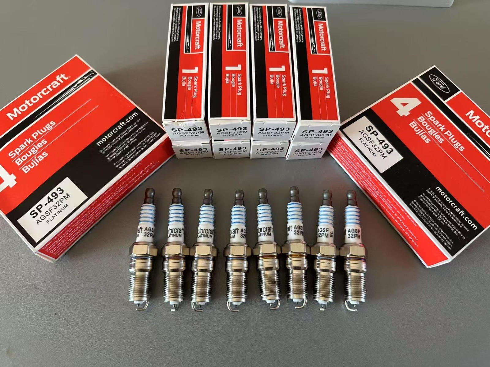 8Pcs OEM Motorcraft SP-493 Platinum SPARK PLUGS AGSF32PM For Ford 4.6L 5.4L V8