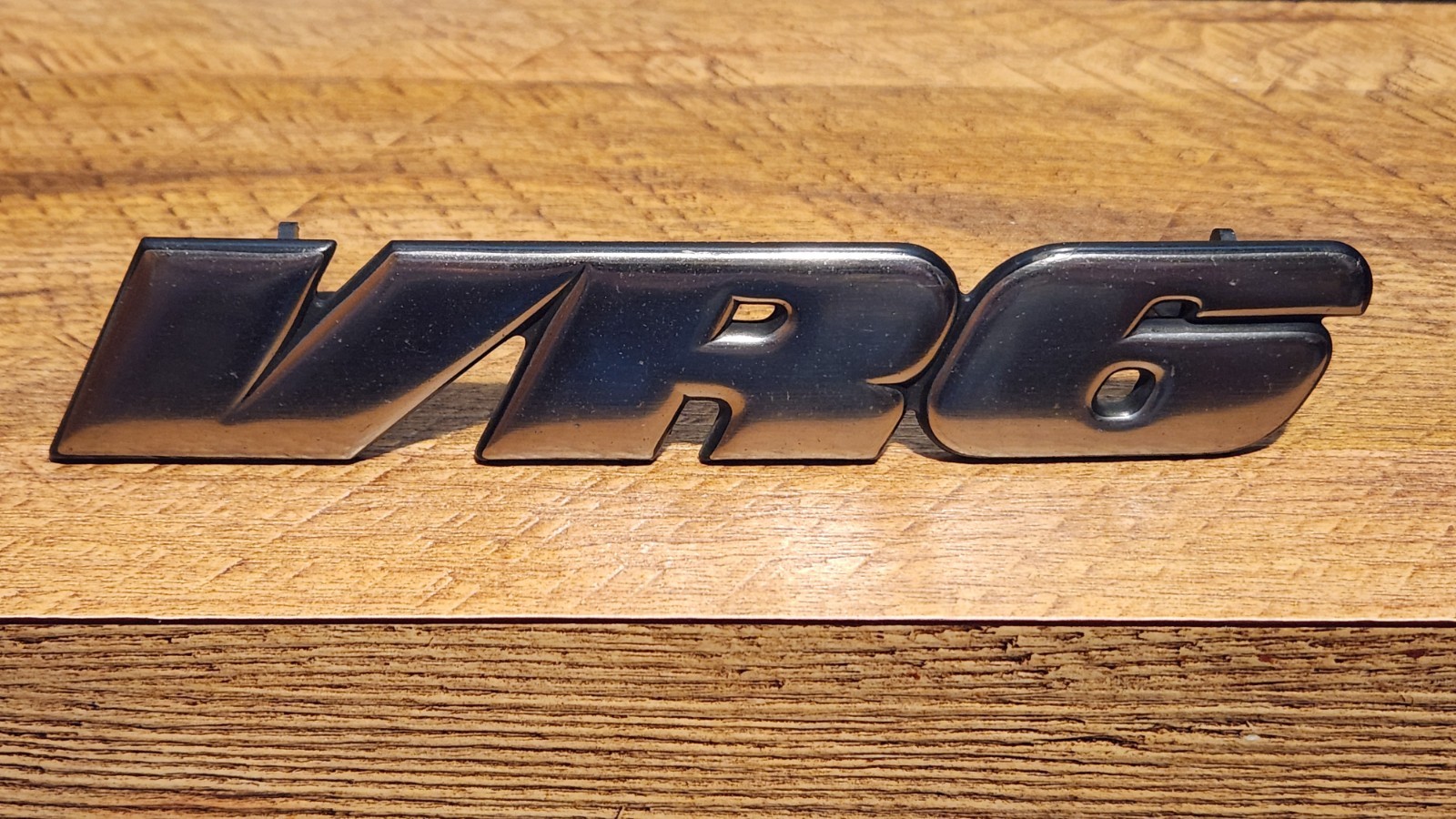 VW MK3 Golf GTI VR6 FRONT GRILL BADGE GENUINE Original OEM 1H6853679C Rare