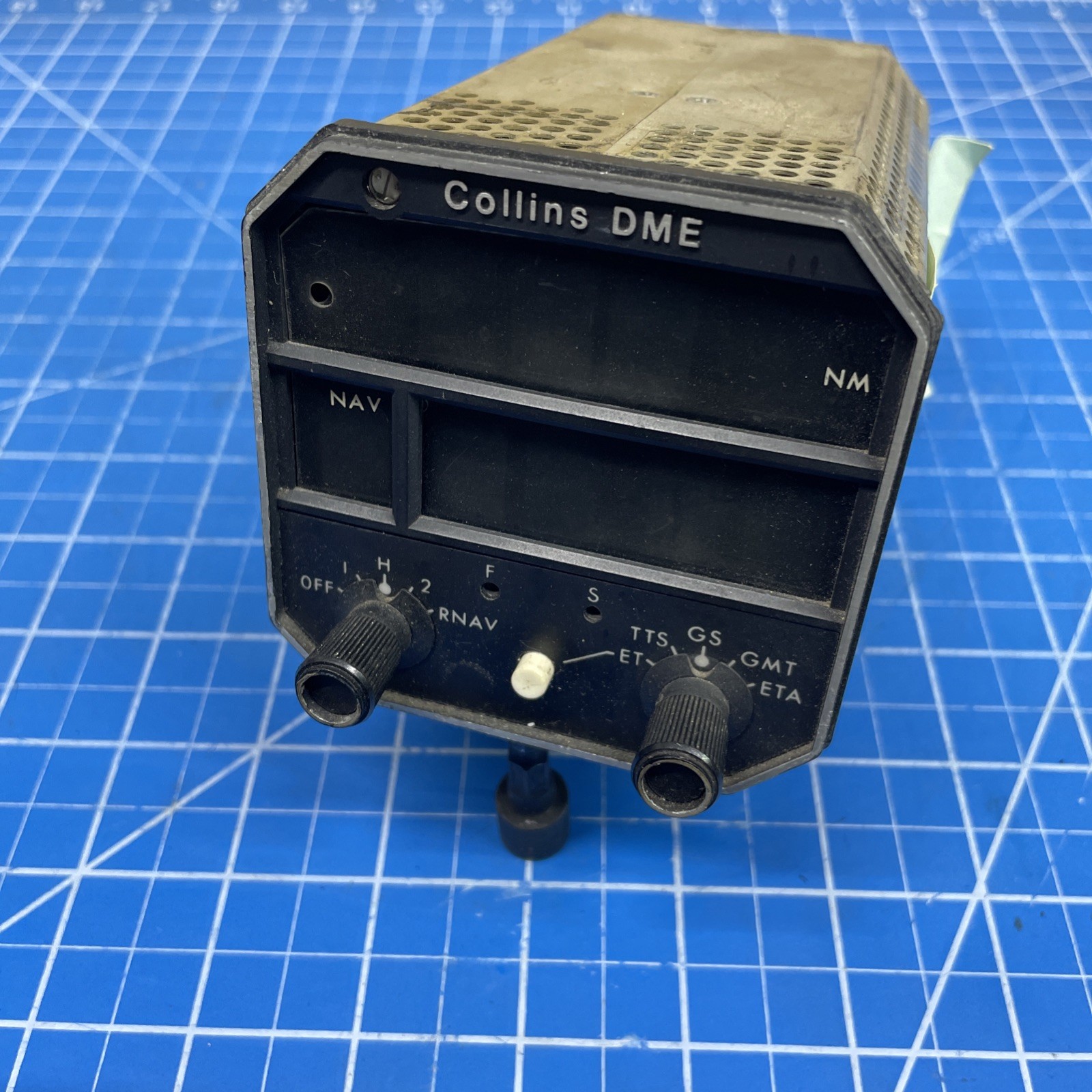 Collins IND-451 DME Indicator  P/N 622-3672-001. PARTS ONLY, SEEC SERVICE TAG