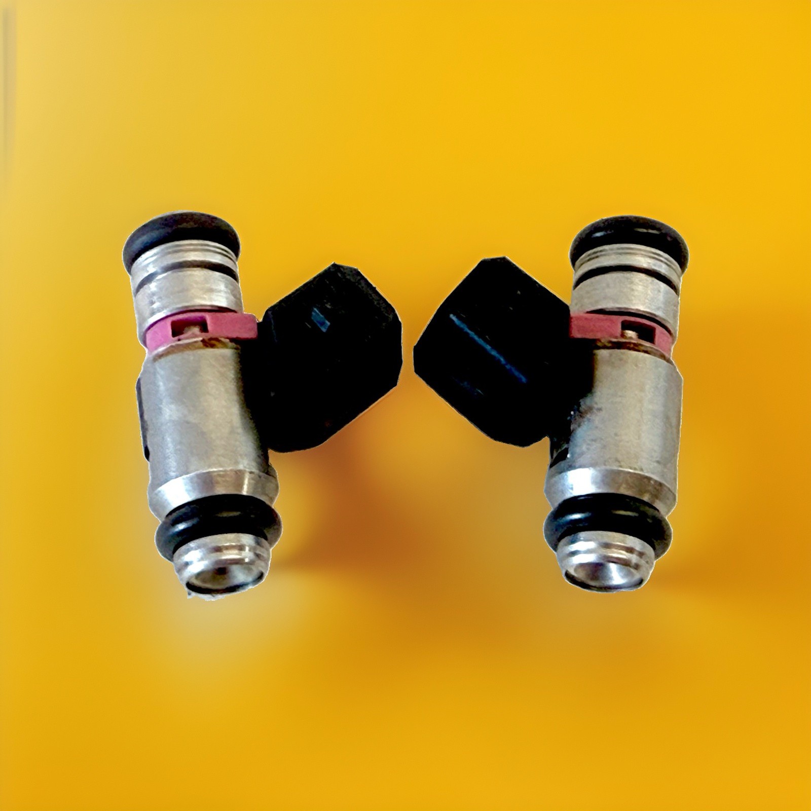 Genuine Ducati 1098 1198 S4RS SF848 OEM IWP189 Magnetti Fuel Injectors 28040161A Genuine Ducati 1098 1198 S4RS SF848 OEM IWP189 Magnetti Fuel Injectors 28040161A