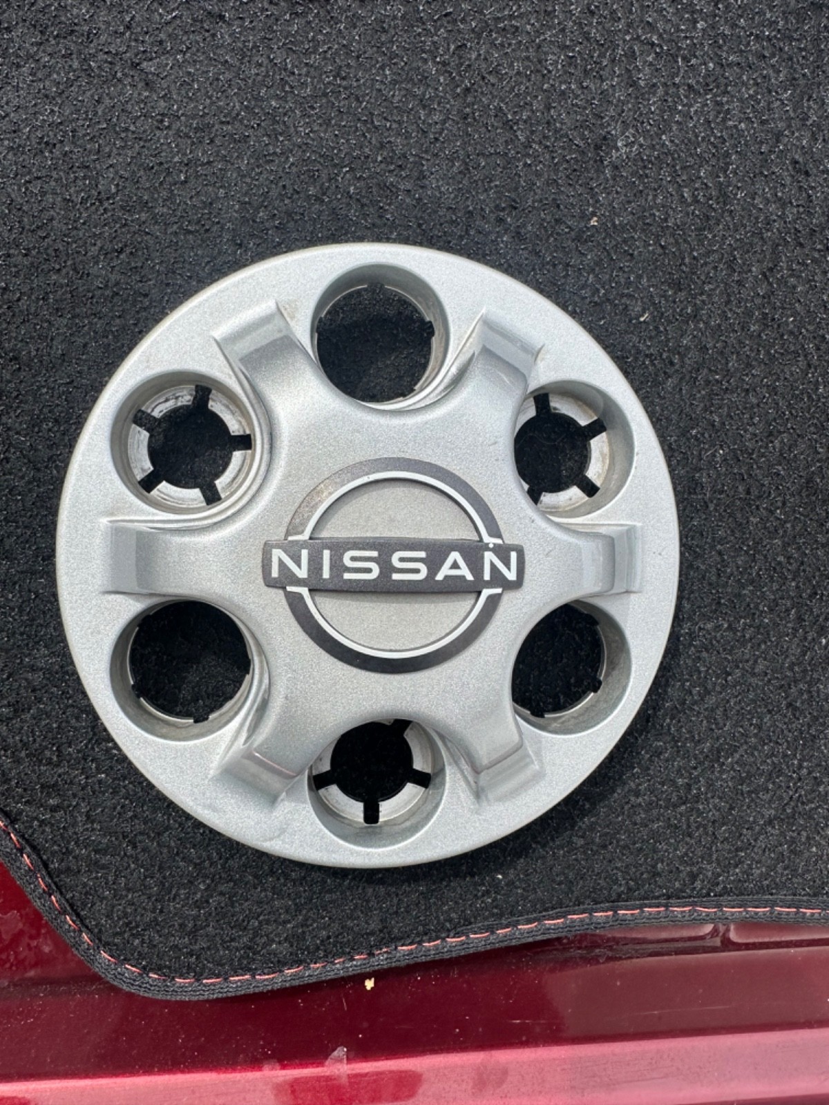2022-2026 Nisan Frontier… 403159BU0A…. Base wheel center cap