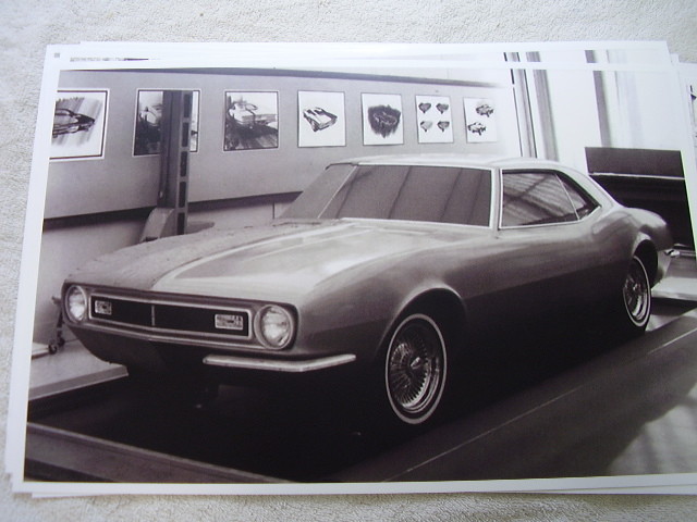 1967 CHEVROLET CAMARO CONCEPT CAR  11 X 17  PHOTO  PICTURE