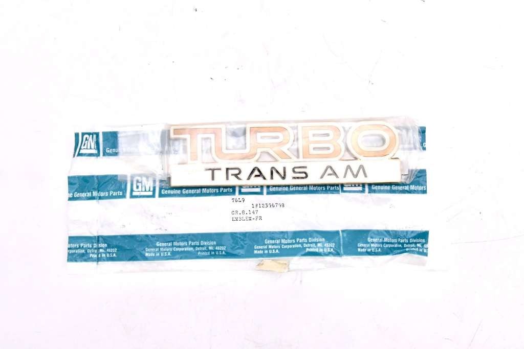 NOS GM 1989 TRANS AM TURBO TRANS AM FENDER EMBLEM 2396798