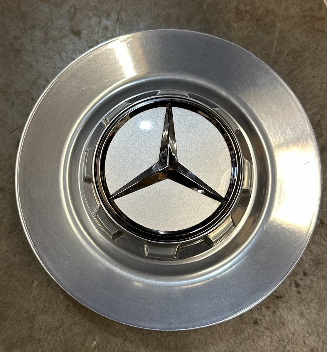 Mercedes AMG GT S E63 E63s E43 SILVER Center Lock Cap OEM Wheel Hub Rim (1)