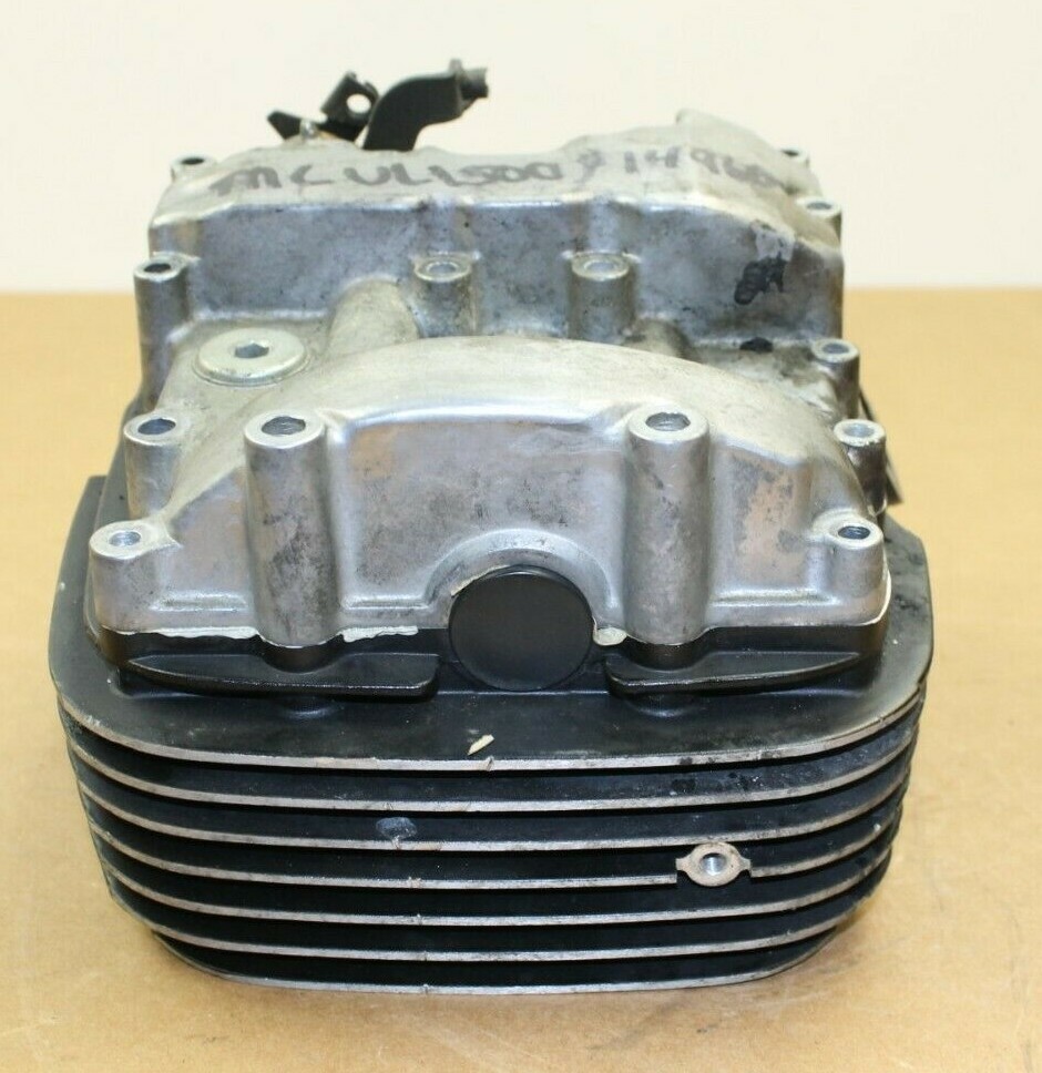 9804 Suzuki VL1500 Intruder 0509 C90 Rear Engine Cylinder Head Nice Low  G2U