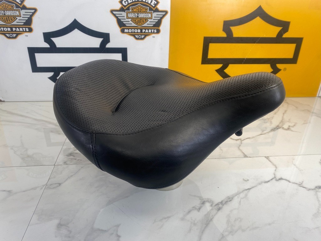 OEM 09-25 Harley Police Edition Touring Solo Seat StreetGlide RoadKing & Bracket