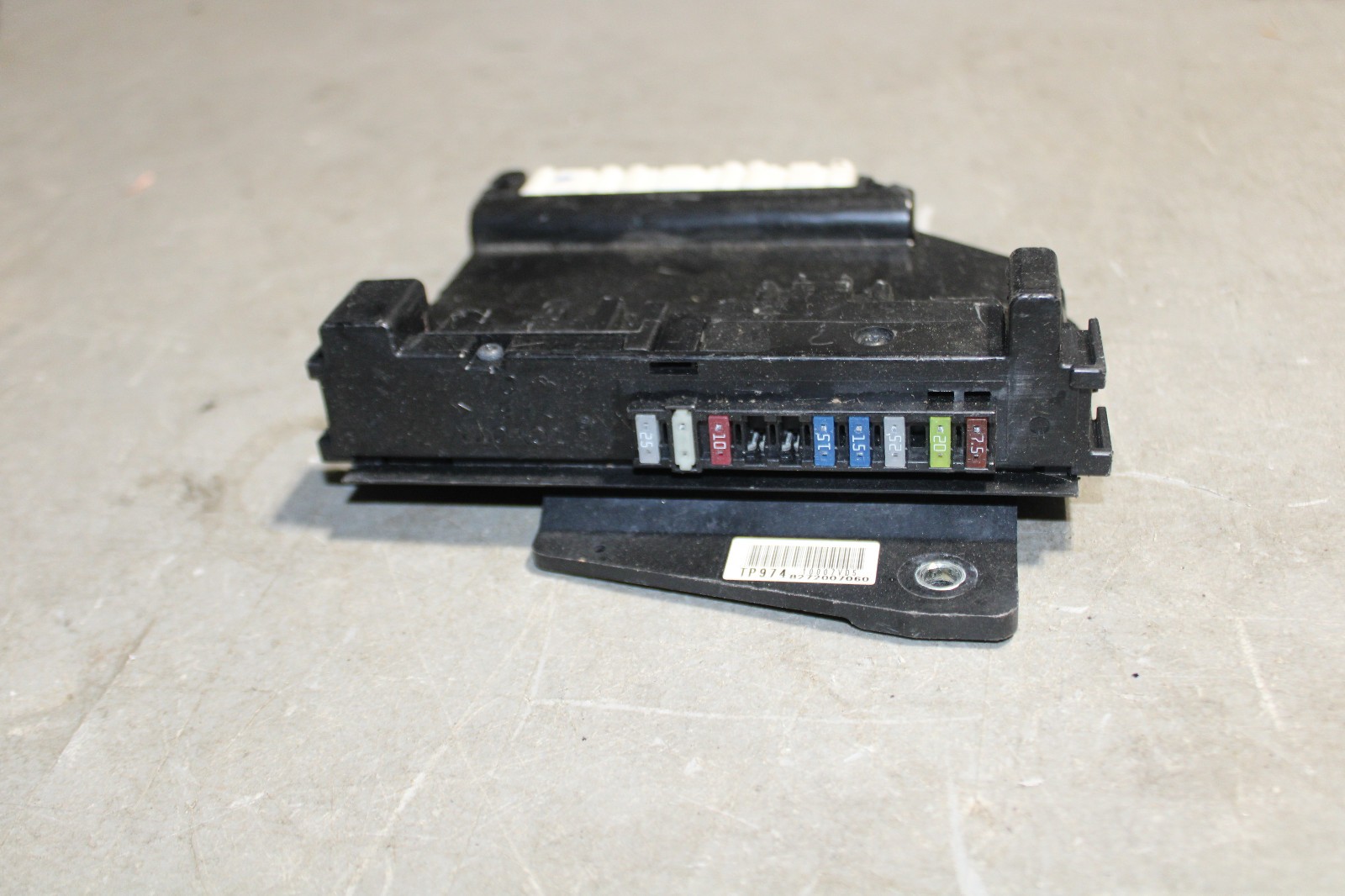 05-10 Toyota Avalon Engine Integration Junction Box 8272007060 Lifetime Warranty