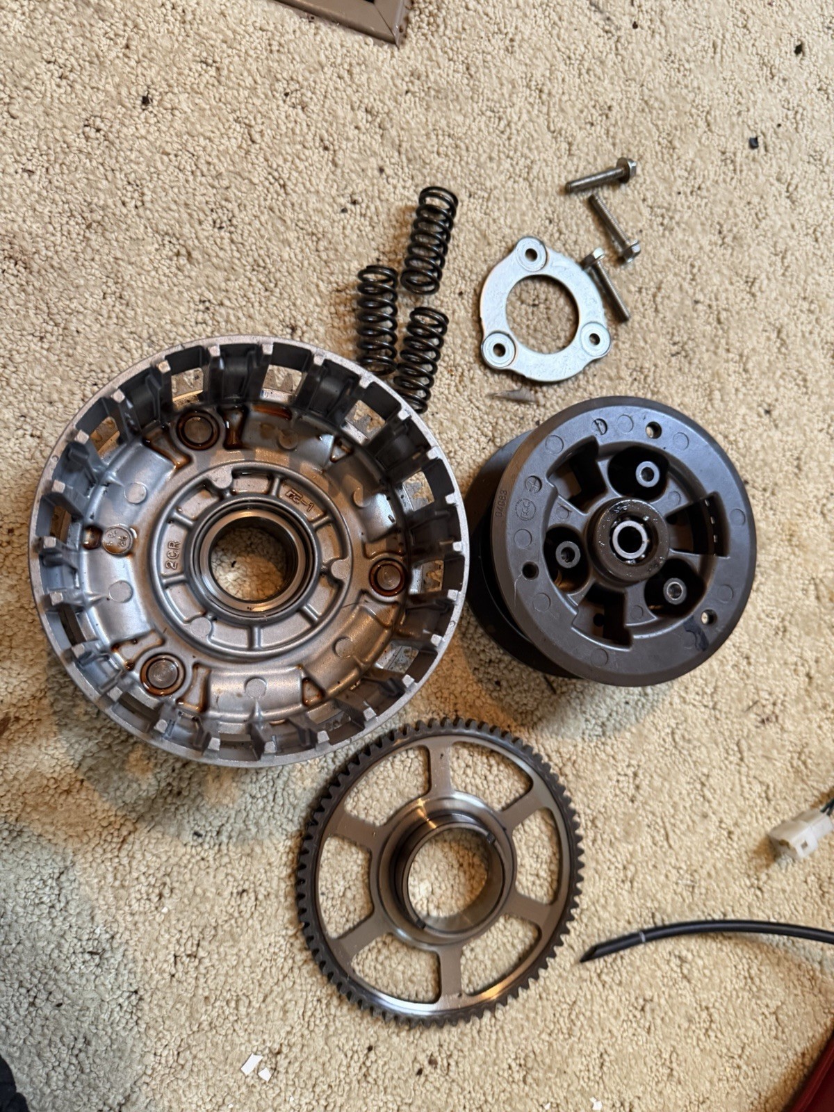 15-19 YAMAHA YZF R1 CLUTCH BASKET HUB PRESSURE PLATE ASSEMBLY