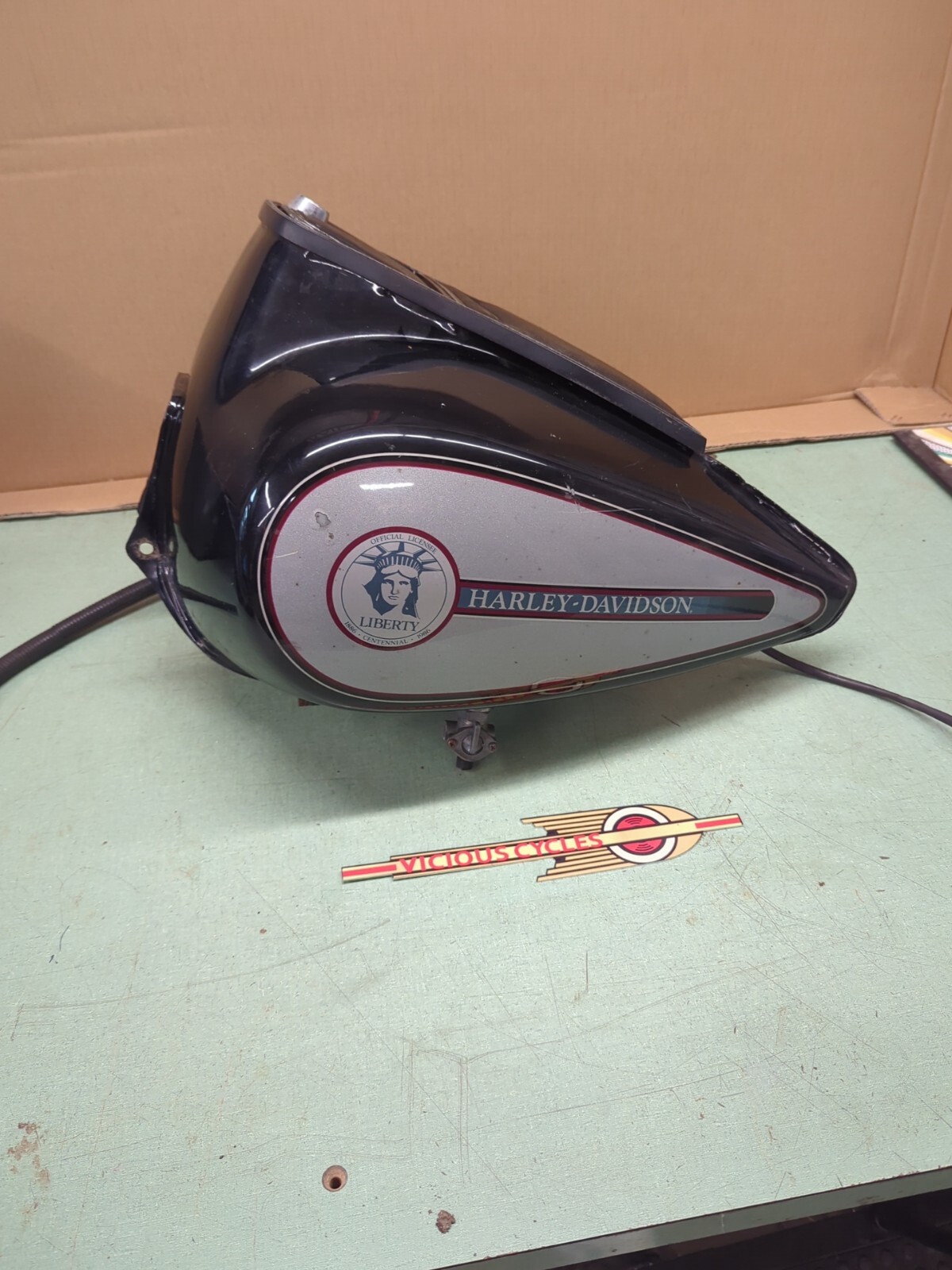 Harley Davidson Liberty Edition Gas Tank 1986 Vintage Original Harley Davidson Liberty Edition Gas Tank 1986 Vintage Original