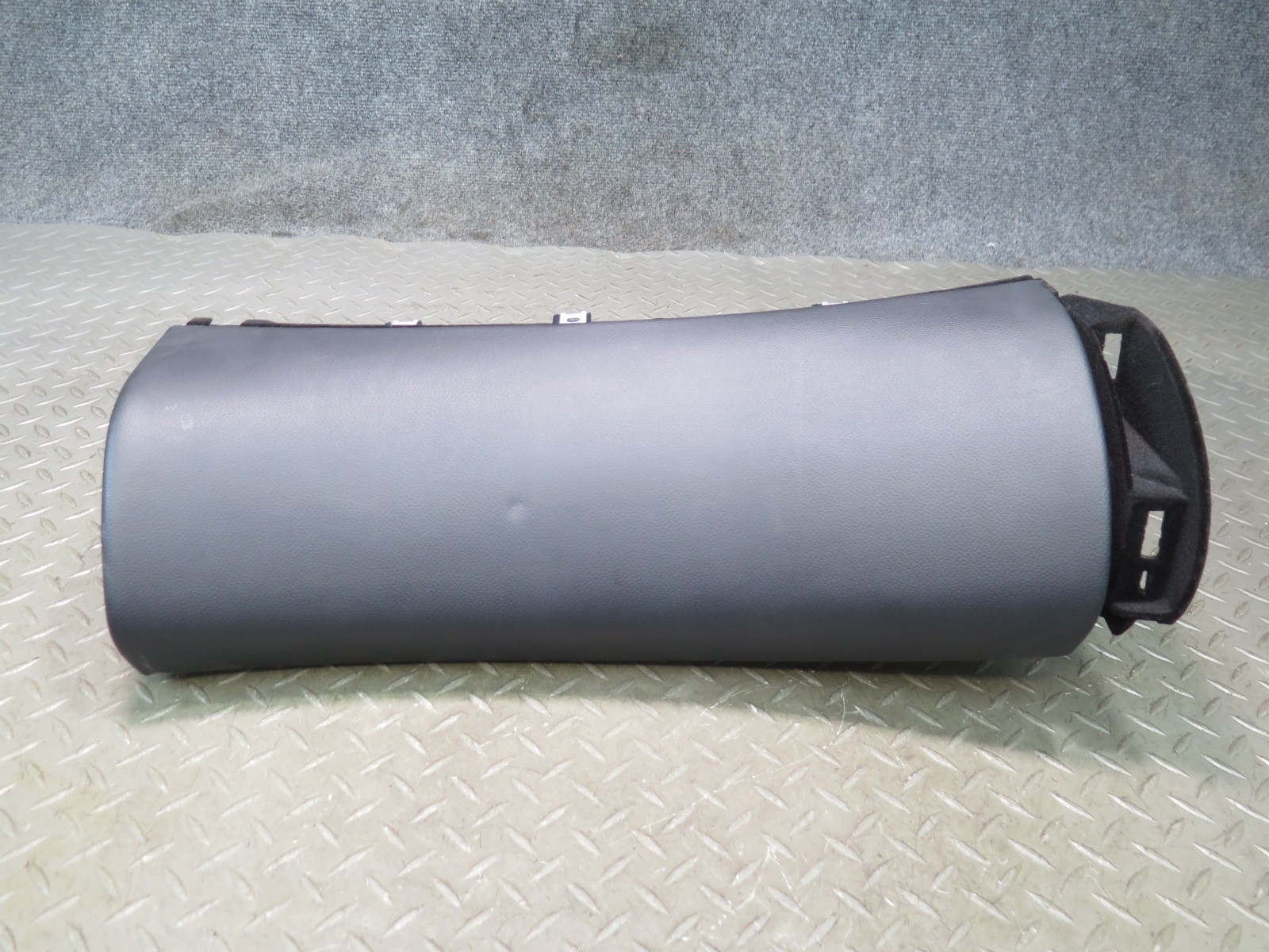 07-12 MERCEDES R230 SL550 DASH RIGHT GLOVE BOX COMPARTMENT STORAGE BLACK DAMAGED