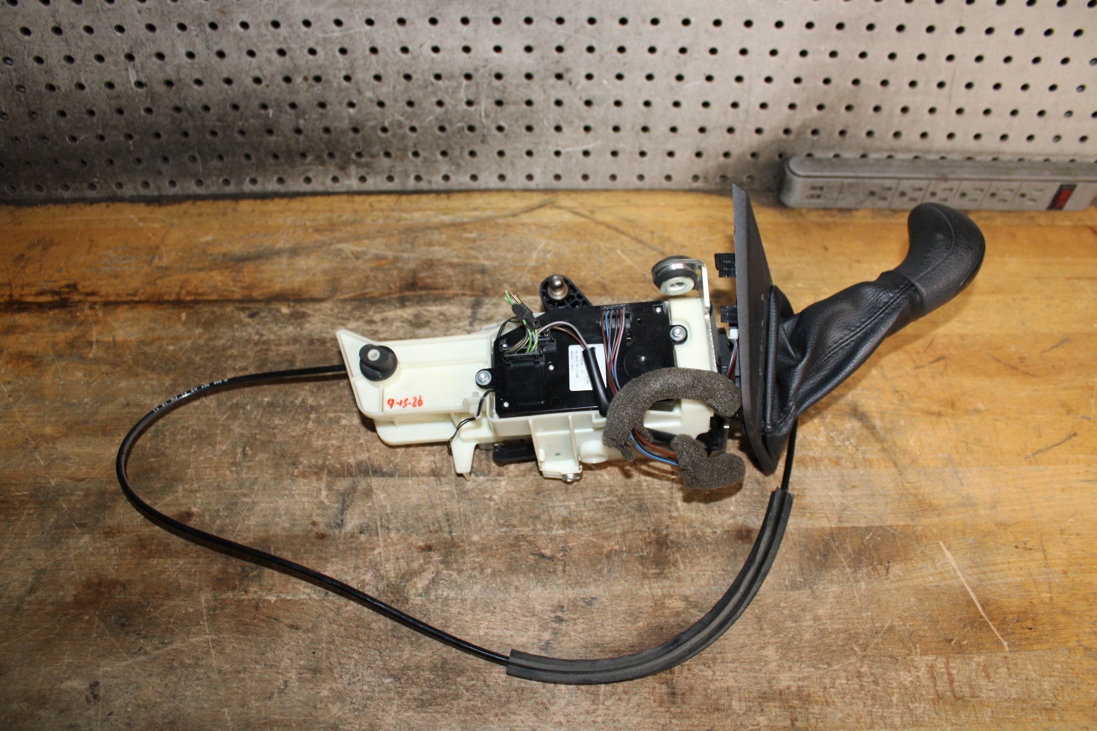 07-18 MERCEDES - BENZ SPRINTER 2500 TRANSMISSION GEAR SHIFT SHIFTER SELECTOR OEM