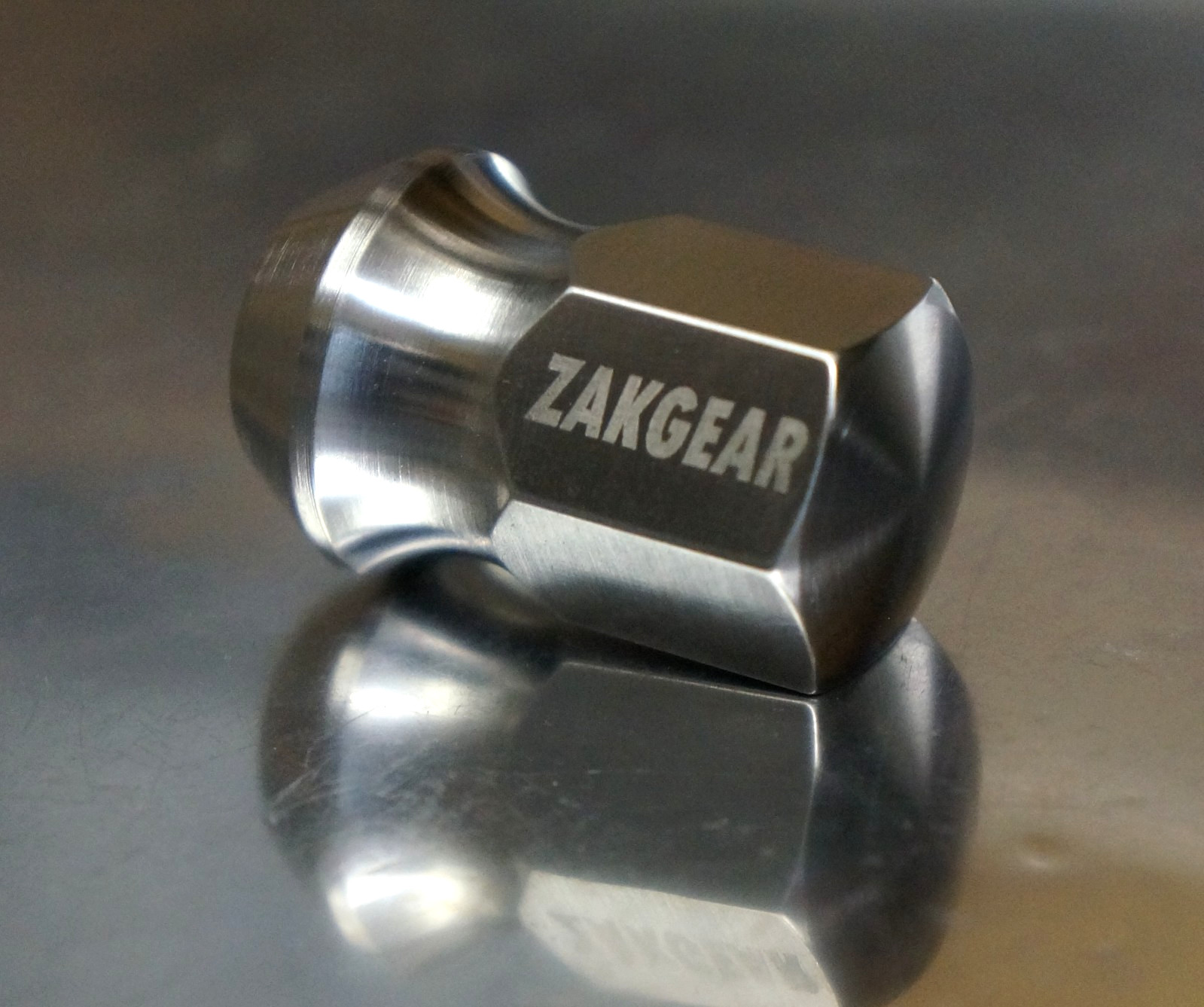 Signature 20x set Titanium Wheel Lug Nut 14x1.5 M14x1.5 19 60 cone Bulge Closed