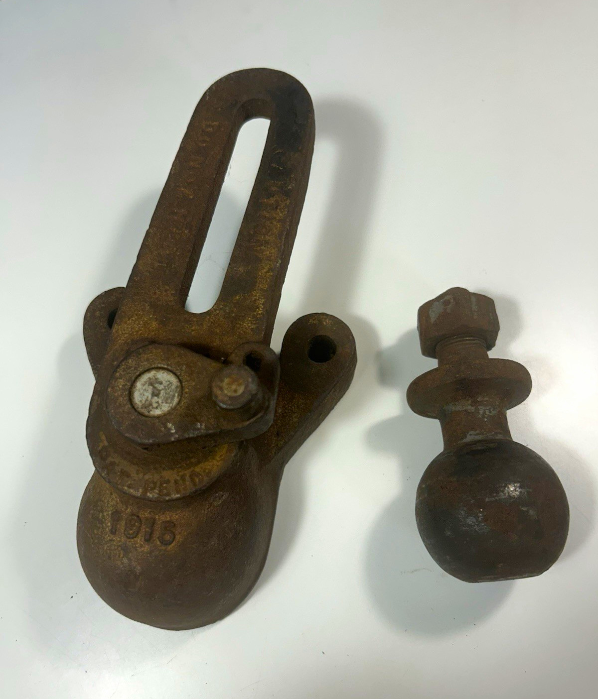Vintage Antique Cast Iron Trailer Hitch Coupler Model 1915 Pat Pend W/ Tow Ball