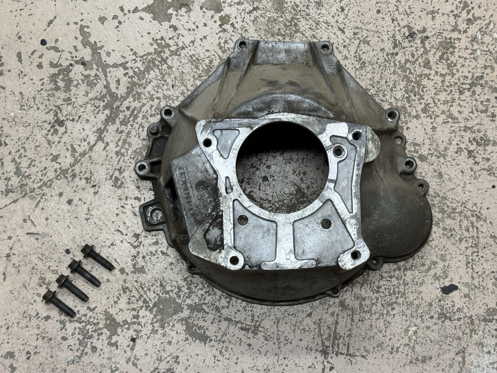 87-93 FORD MUSTANG 5.0 V8 T5 MANUAL BELL HOUSING E6ZR-6394-AA