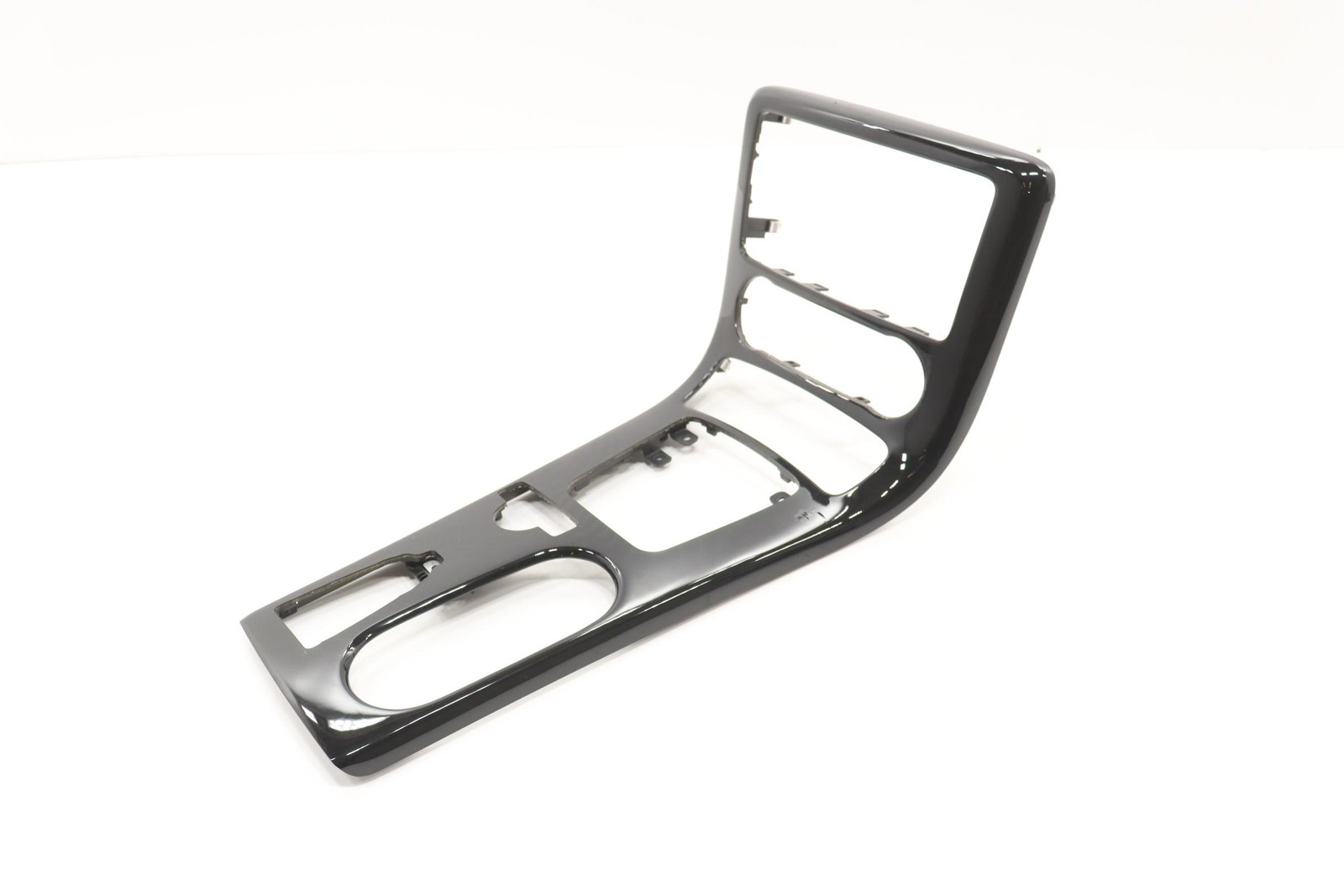 2017 - 2020 MERCEDES SLC43 AMG FRONT CENTER CONSOLE BEZEL TRIM COVER PANEL OEM 2017 - 2020 MERCEDES SLC43 AMG FRONT CENTER CONSOLE BEZEL TRIM COVER PANEL OEM