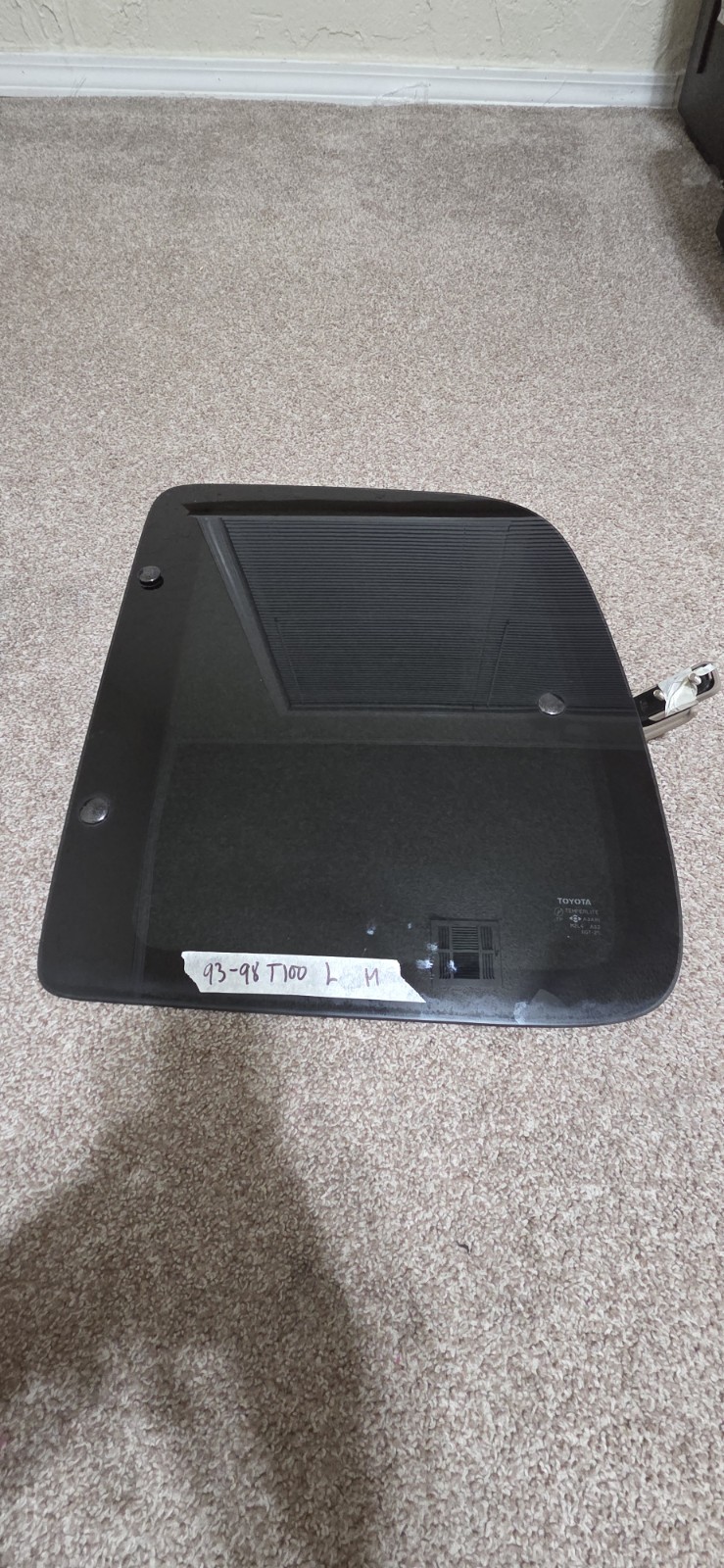 1993-1998 TOTOTA T100 Xtra Cab, Left Quarter Glass With Latch Tint Dark Oem.96 1993-1998 TOTOTA T100 Xtra Cab, Left Quarter Glass With Latch Tint Dark Oem.96
