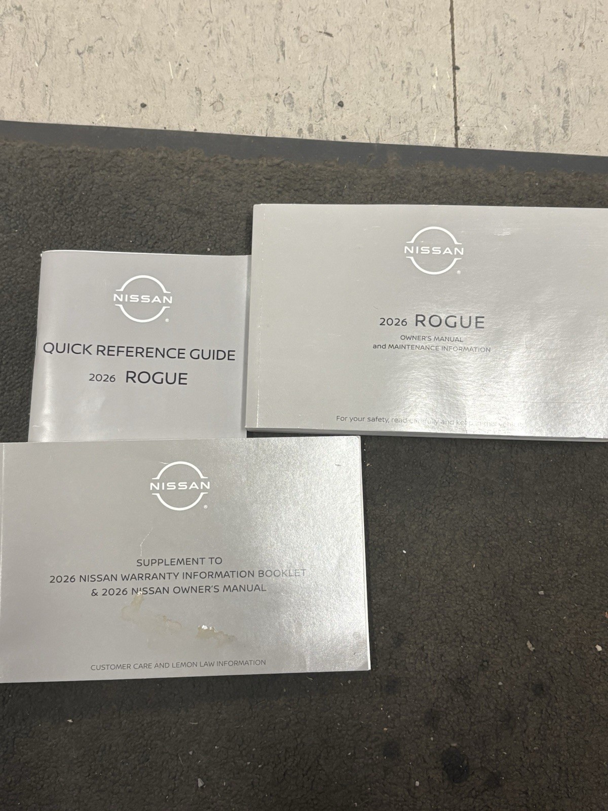 2026 Nissan Rouge Owners Manual & Maintenance Guide Book OEM USA Version USED