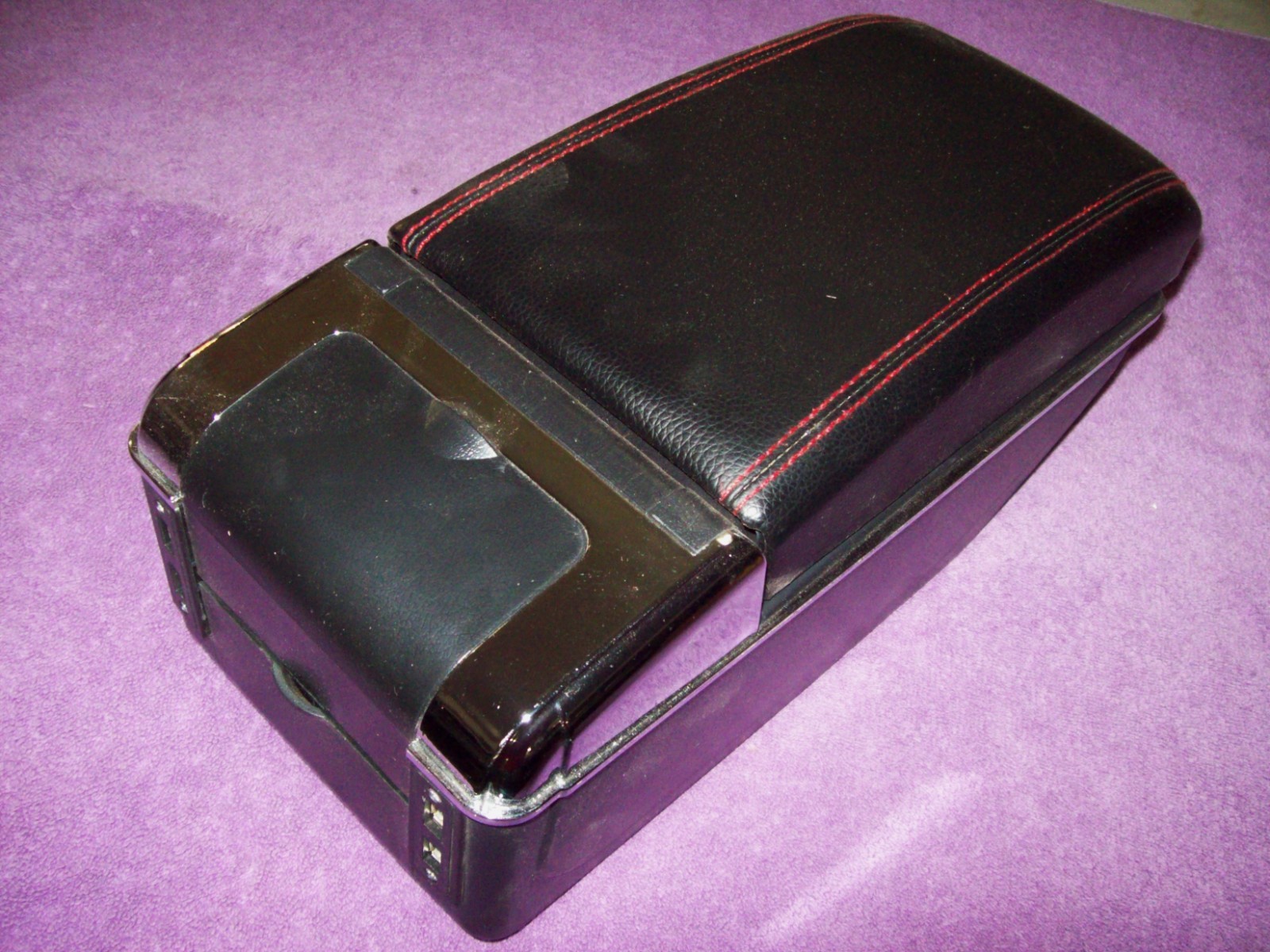 2010-2017 NISSAN JUKE  BLACK LEATHER CENTER CONSOLE  ***NEW***