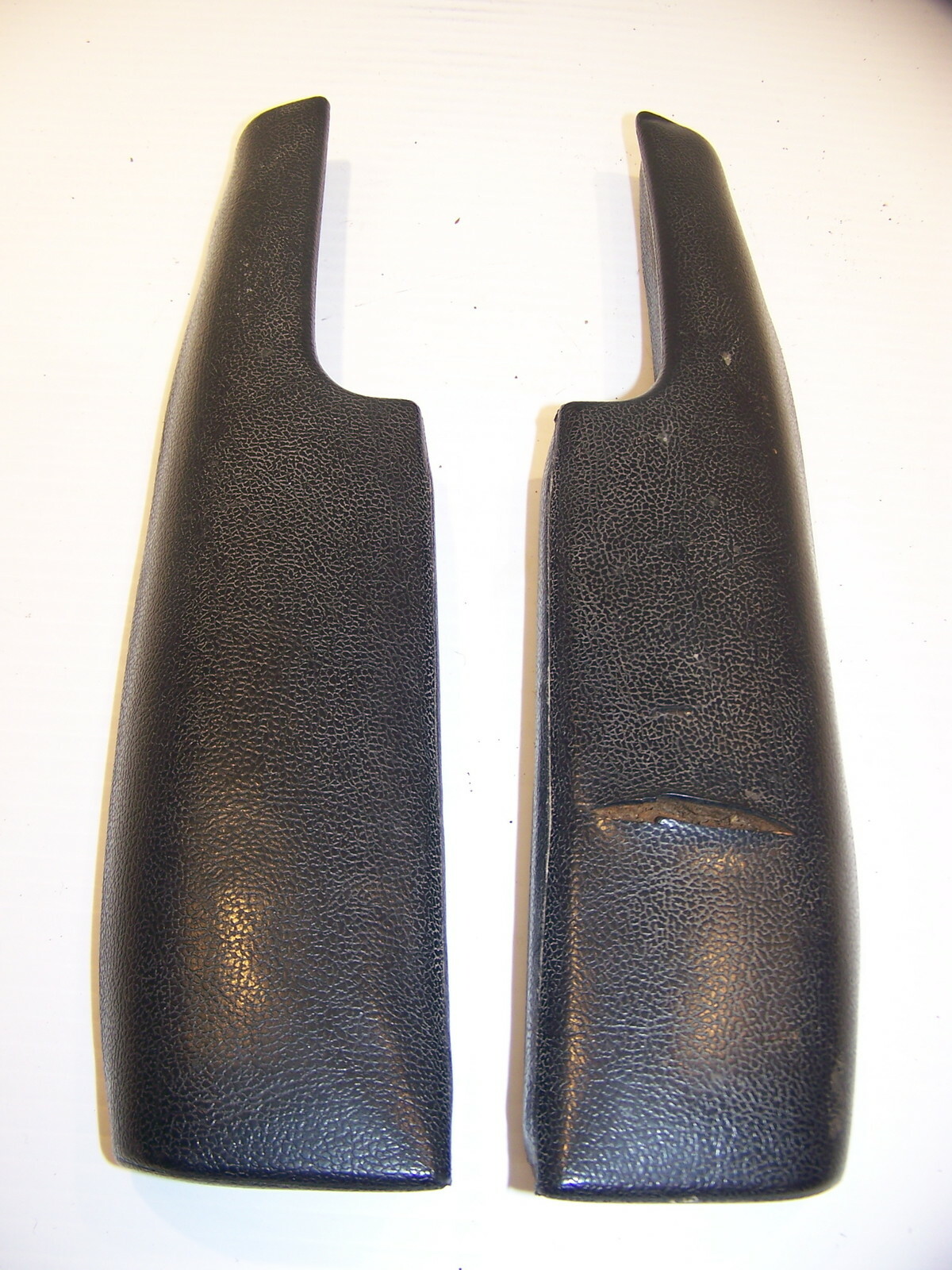 1971 PLYMOUTH ROAD RUNNER BLACK ARMRESTS OEM SATELLITE GTX CHARGER 72