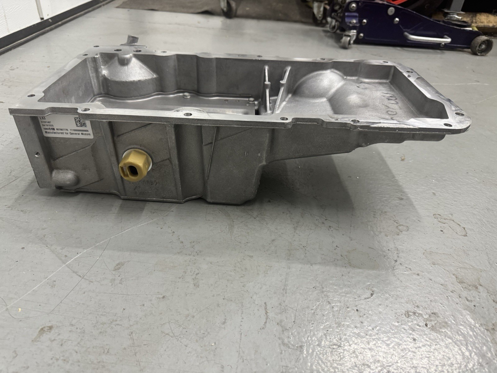 Chevrolet Performance Oil Pan For LS1/LS2/LS3 Take Off OEM GM