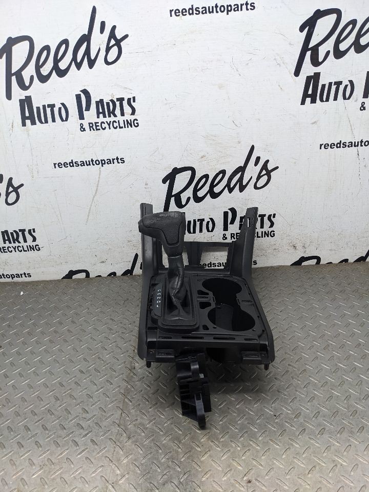 15-22 CHEVY COLORADO AUTOMATIC TRANSMISSION FLOOR SHIFTER GEAR SELECTOR 1192576