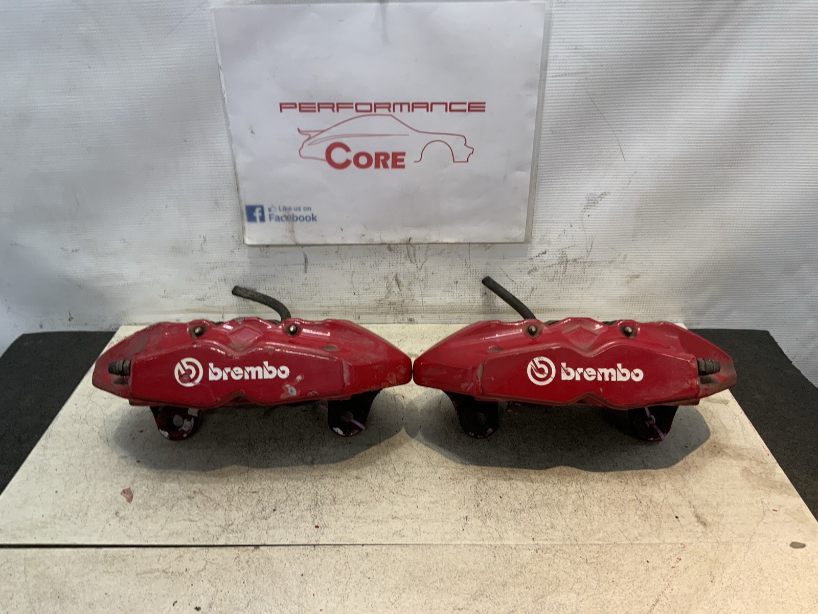 Hyundai Genesis 2010-2016 Rear Left Right Brembo Brake Calipers Pair