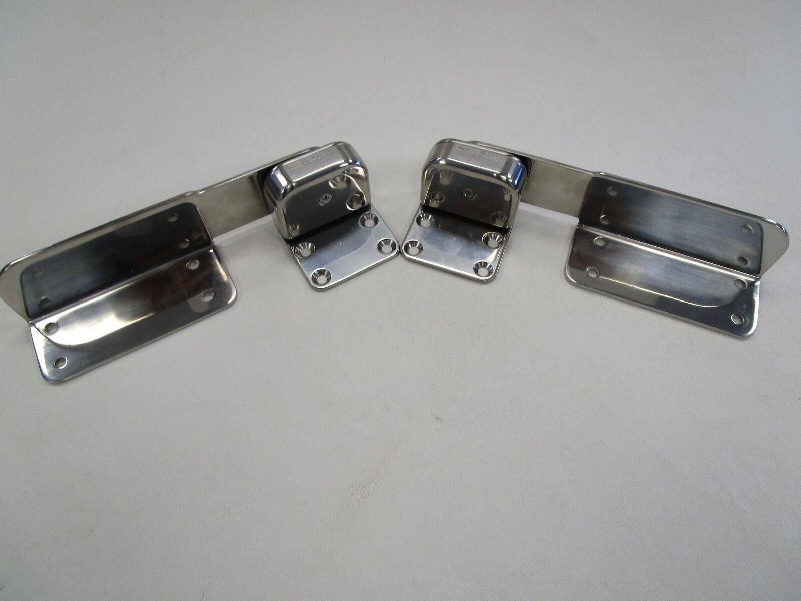 TACO METALS PAIR (2) COMMAND RATCHET SEAT HINGE STAINLESS STEEL MARINE BOAT