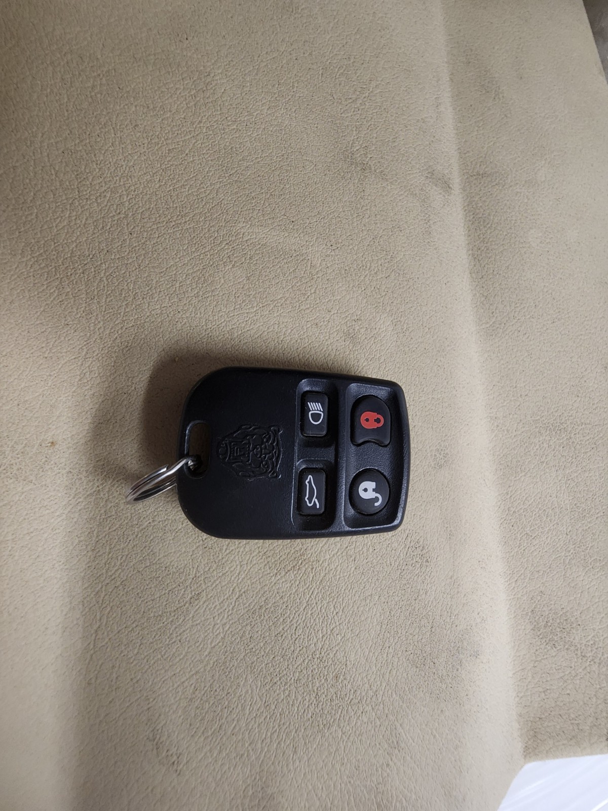 1998 1999 2000 2001 2002 2003 JAGUAR XJ8 XJR VANDEN PLAS REMOTE FOB LJE2610AB 1998 1999 2000 2001 2002 2003 JAGUAR XJ8 XJR VANDEN PLAS REMOTE FOB LJE2610AB