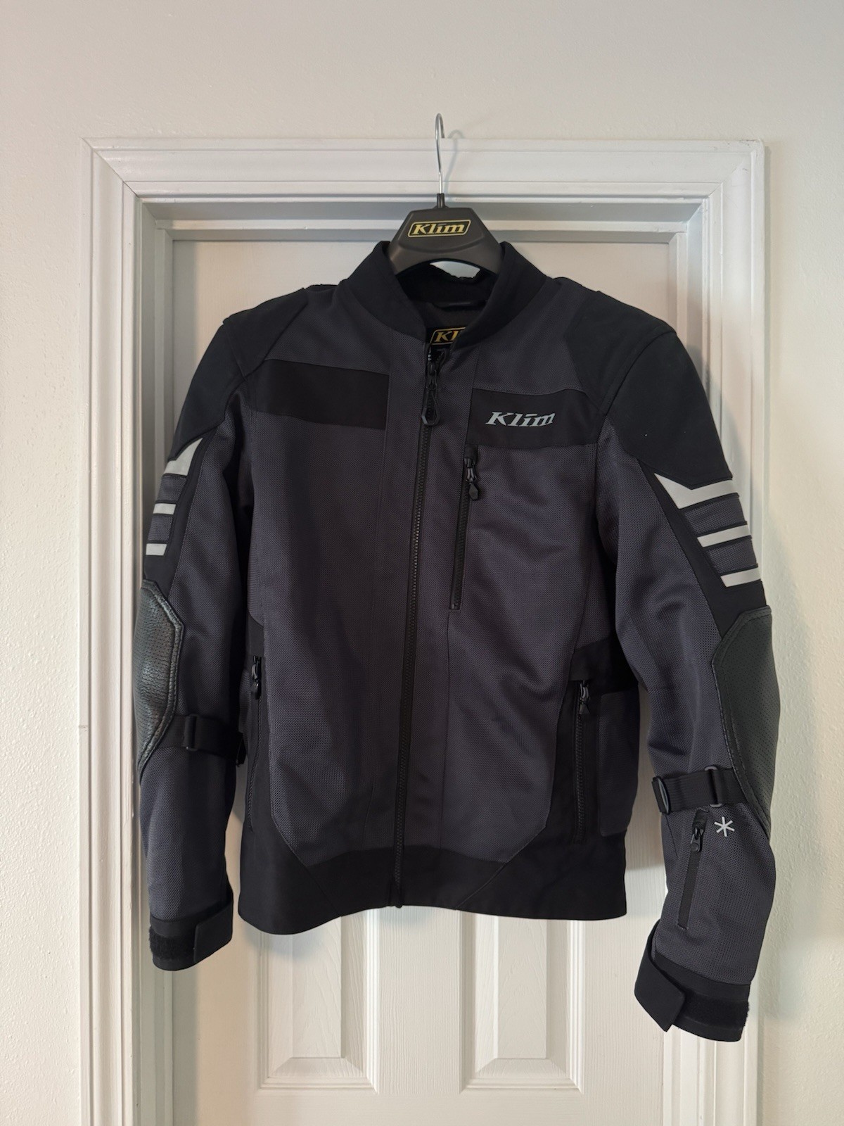 KLIM Men’s Induction Pro Street Motorcycle Jacket - Stealth Black - Size Medium