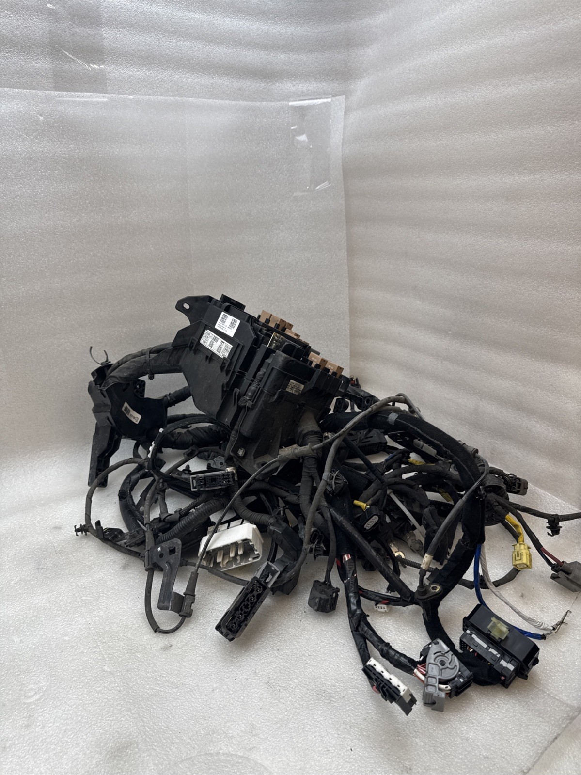 Hyundai 91205 G2163 Front Wire Harness For 17-19 Ioniq Hybrid New, Genuine