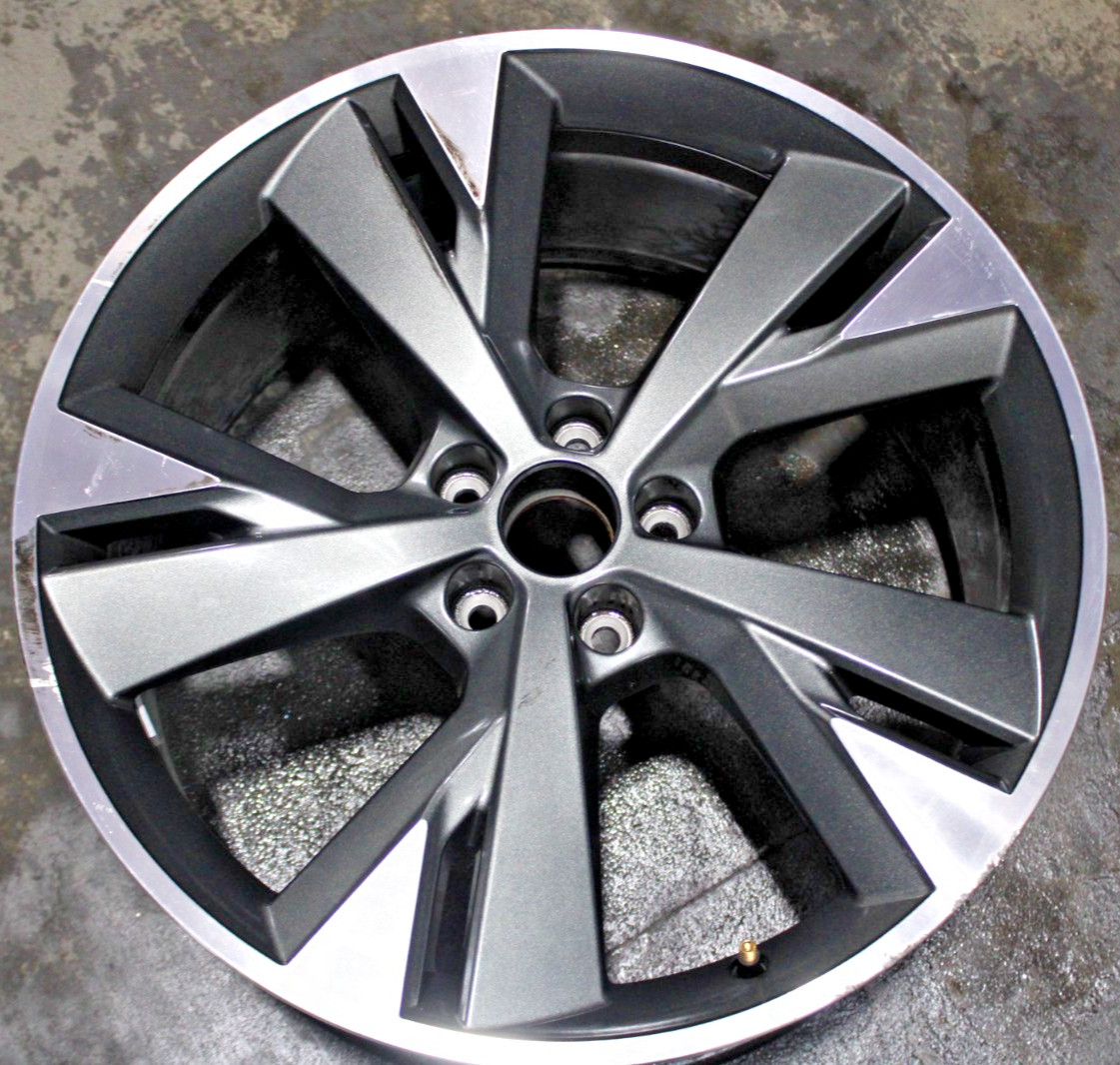 22 23 24 25 Audi Q4 E-Tron REAR OEM Wheel Rim 20x9 20\