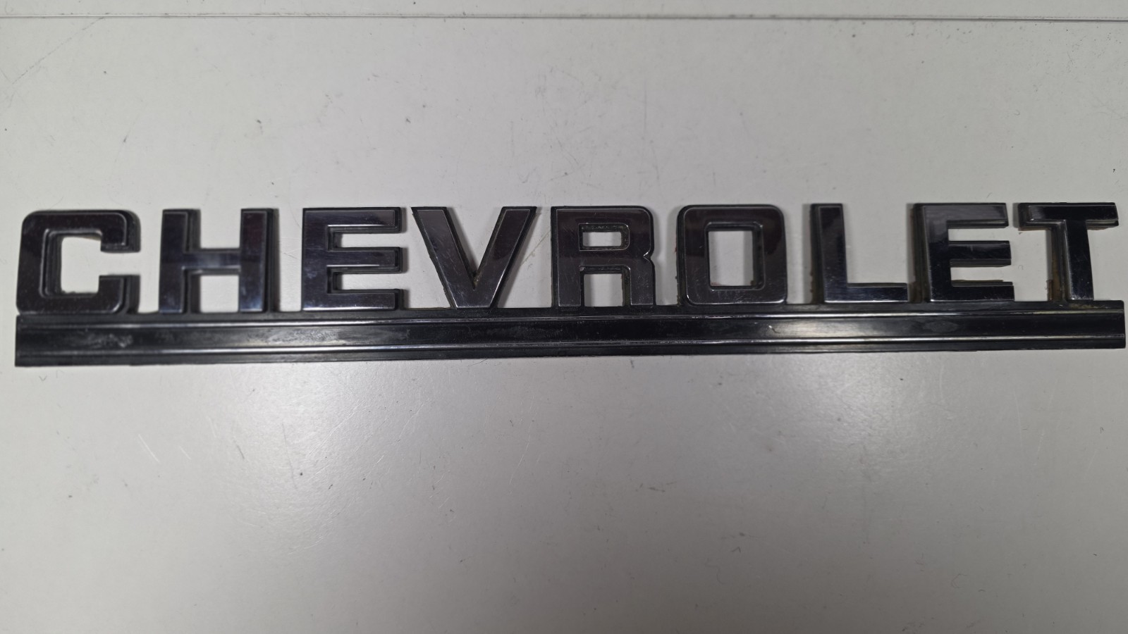 1973-1980 CHEVY TRUCK METAL TAILGATE EMBLEM SCRIPT 14\