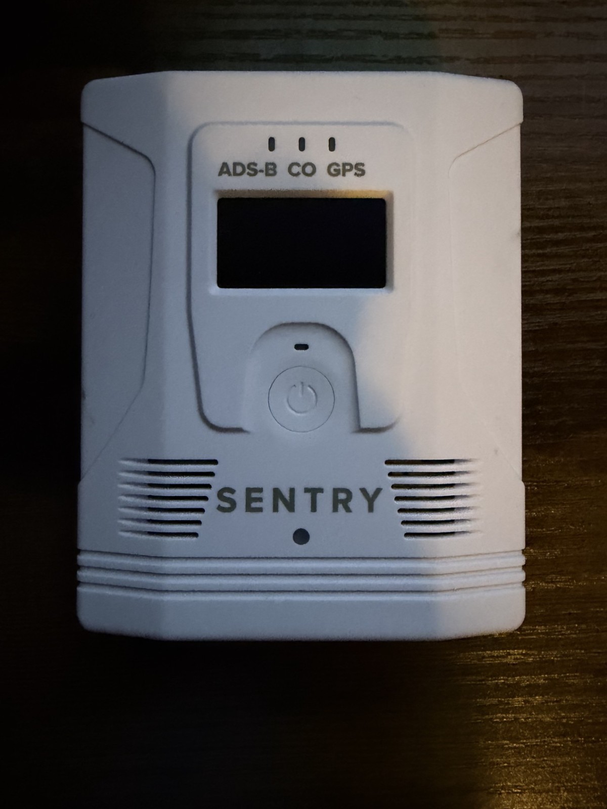 Sentry ADS-B Receiver by ForeFlight - Like NEW -Used 1 Time Sentry ADS-B Receiver by ForeFlight - Like NEW -Used 1 Time
