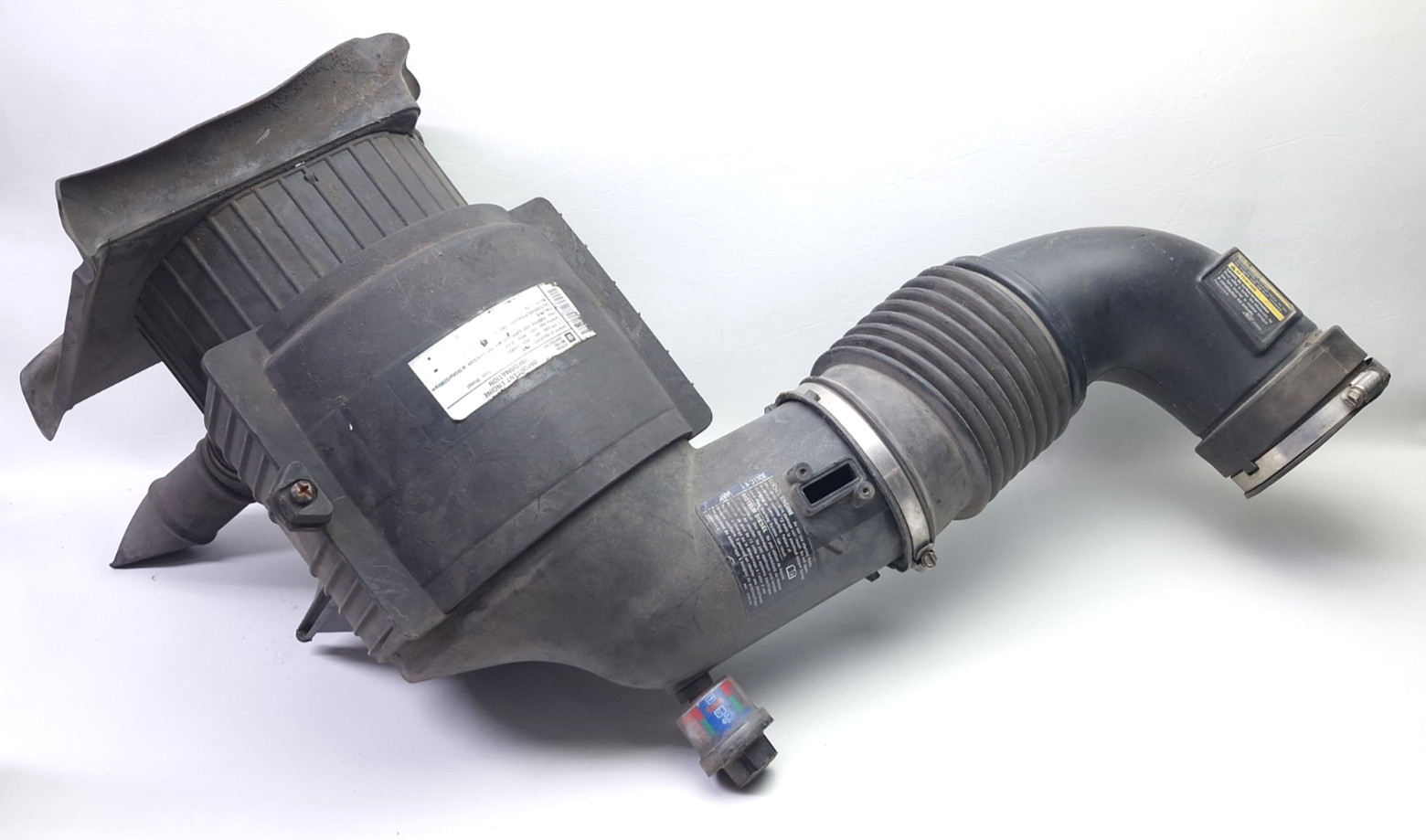 07-10 Chevy GMC 2500HD 6.6L LMM Duramax Air Cleaner Air Box Intake Tube OEM