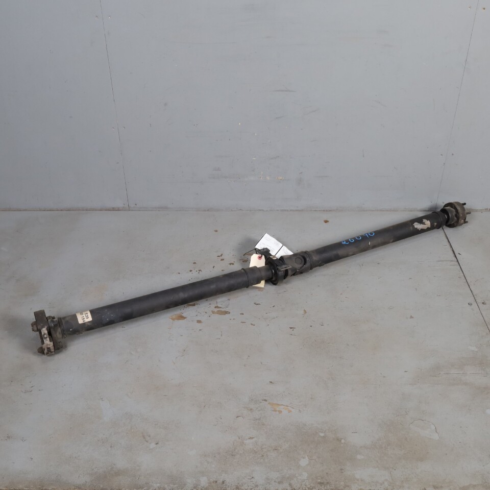 2000-2001 BMW 525i 528i 530i Rear Driveshaft Driveline OEM 26107500154 2000-2001 BMW 525i 528i 530i Rear Driveshaft Driveline OEM 26107500154