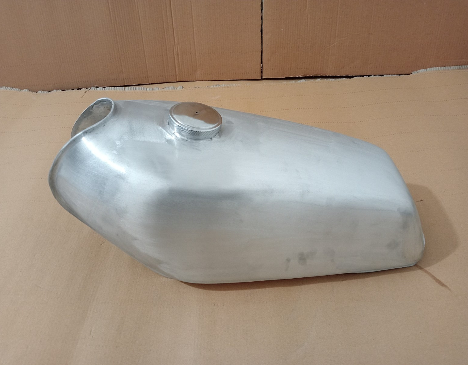 Kawasaki KE250 1978 Raw Aluminium Alloy Fuel Petrol Gas Tank +Cap |Fit For