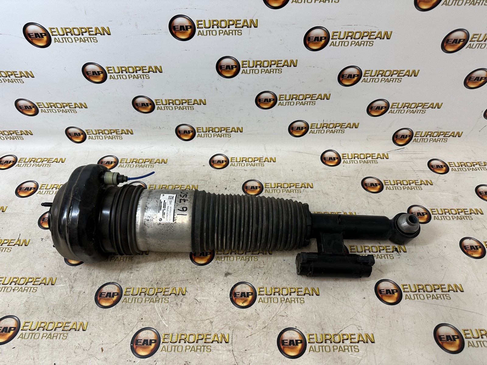 2016-2022 BMW G12 750Li Alpina B7 Rear Right VDC Air Ride Shock Strut OEM