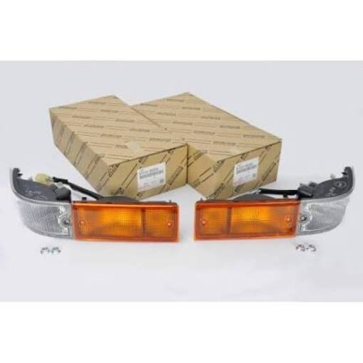 TOYOTA Genuine Corolla AE86 Trueno Front Turn Signal Indicators LH RH set