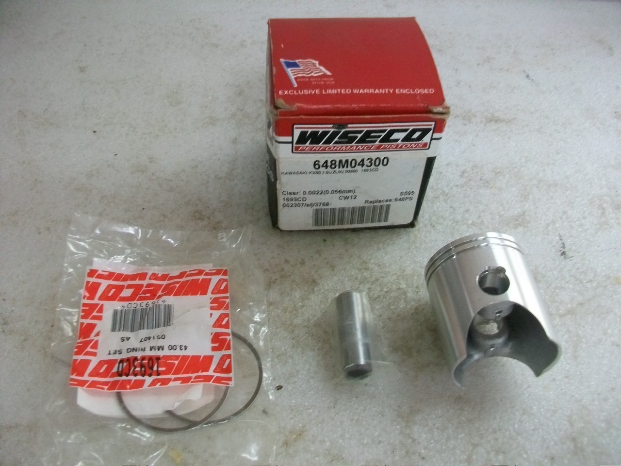 NOS 1983-2003 KX60 RM60 Wiseco Piston Kit 648M04300 Standard Bore 42.94mm