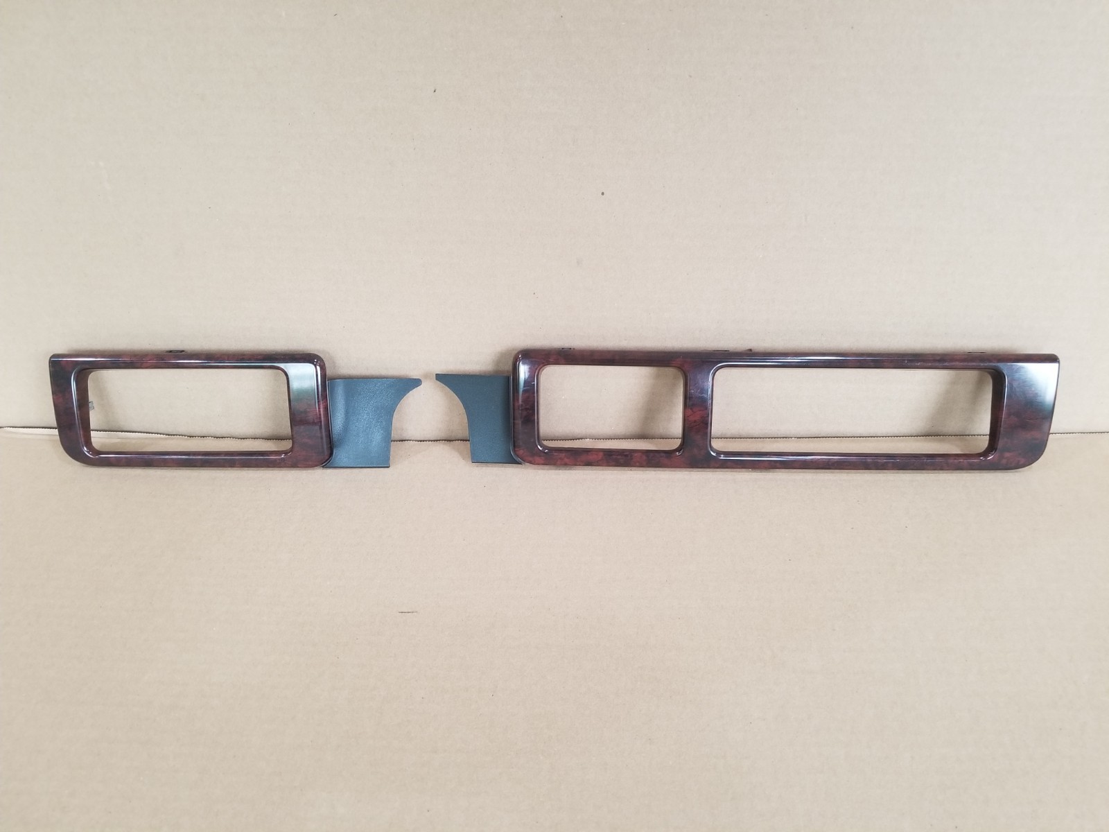93-98 Jeep Grand Cherokee ZJ 5.9 Limited Dash Moldings Woodgrain Trim Inserts 93-98 Jeep Grand Cherokee ZJ 5.9 Limited Dash Moldings Woodgrain Trim Inserts