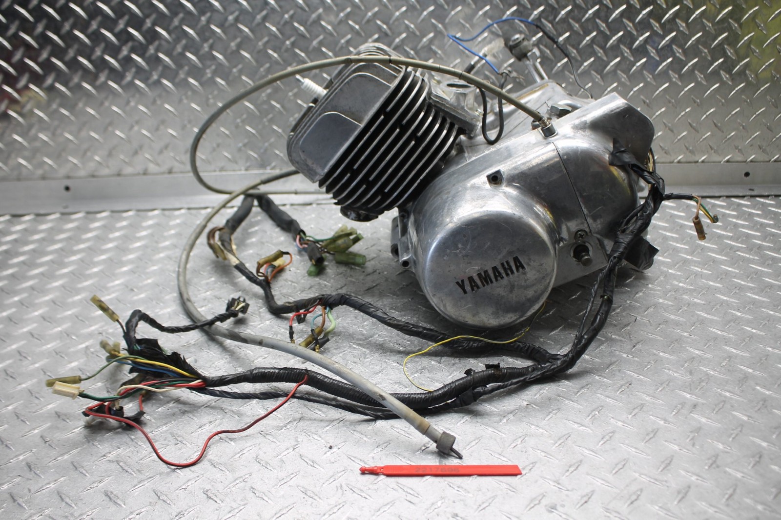 1973 YAMAHA AT3 125 COMPLETE GOOD ENGINE MOTOR (GOOD COMPRESSION) 1973 YAMAHA AT3 125 COMPLETE GOOD ENGINE MOTOR (GOOD COMPRESSION)