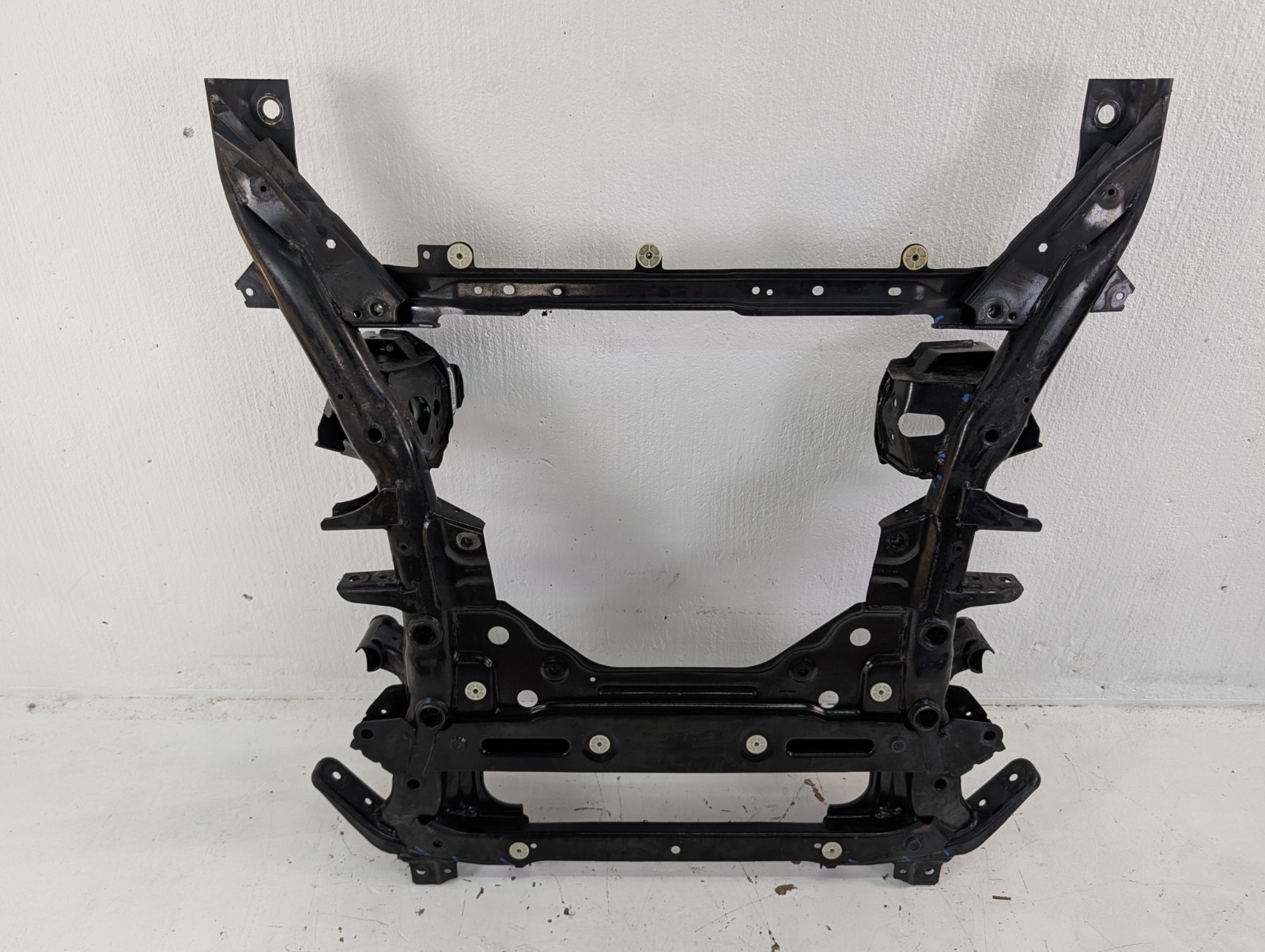 2014-2018 BMW X5 F15 Front Subframe Crossmember Engine Cradle 31116866689 OEM