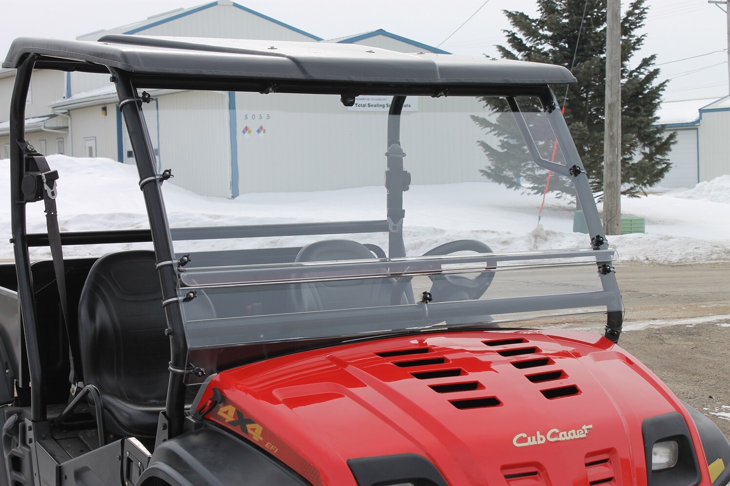 CUB CADET VOLUNTEER 4X4 YEAR 2007-2020 WINDSHIELD