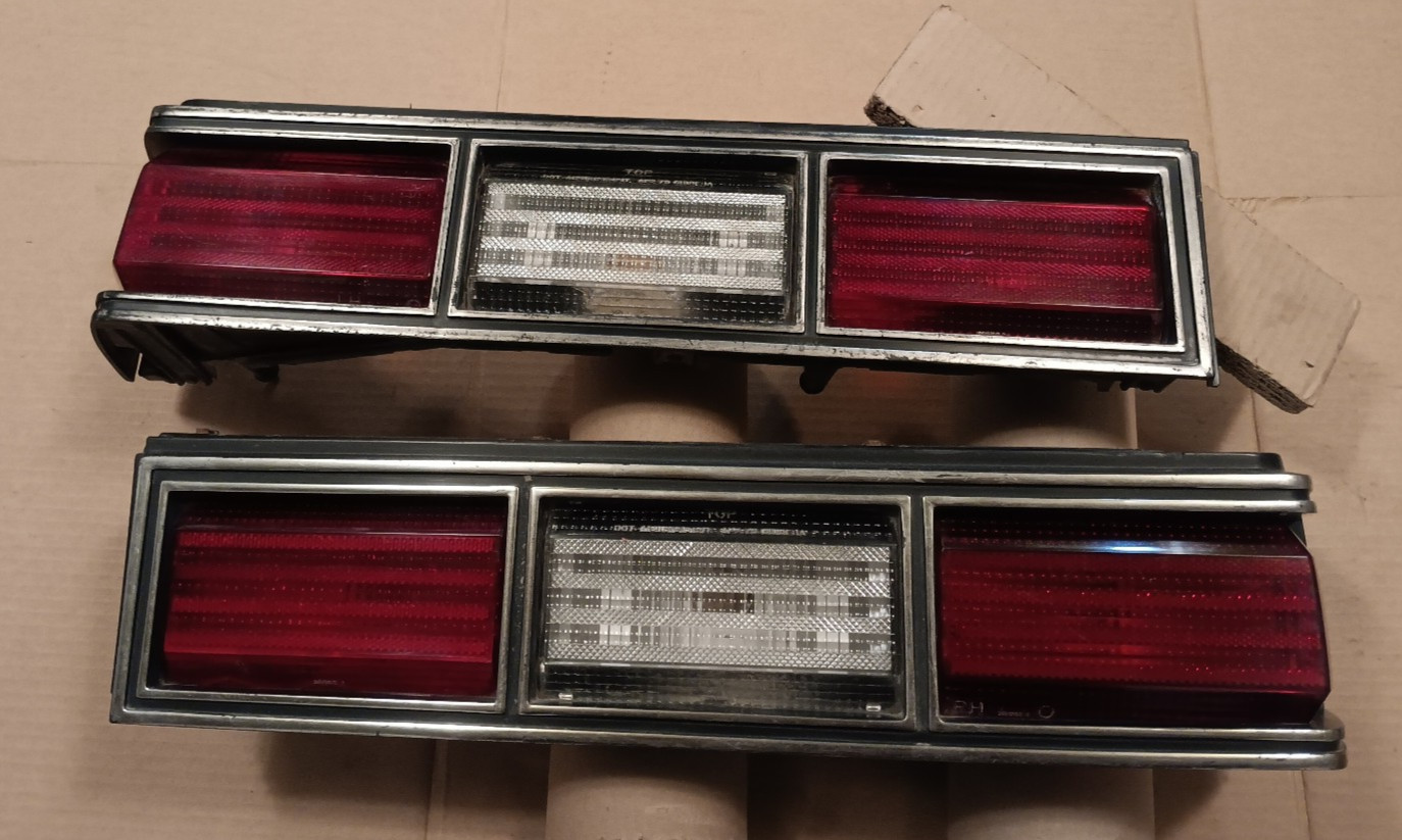 79 1979 Chevy Malibu tail lights pair lenses bezel nice lenses 2 broken mt studs